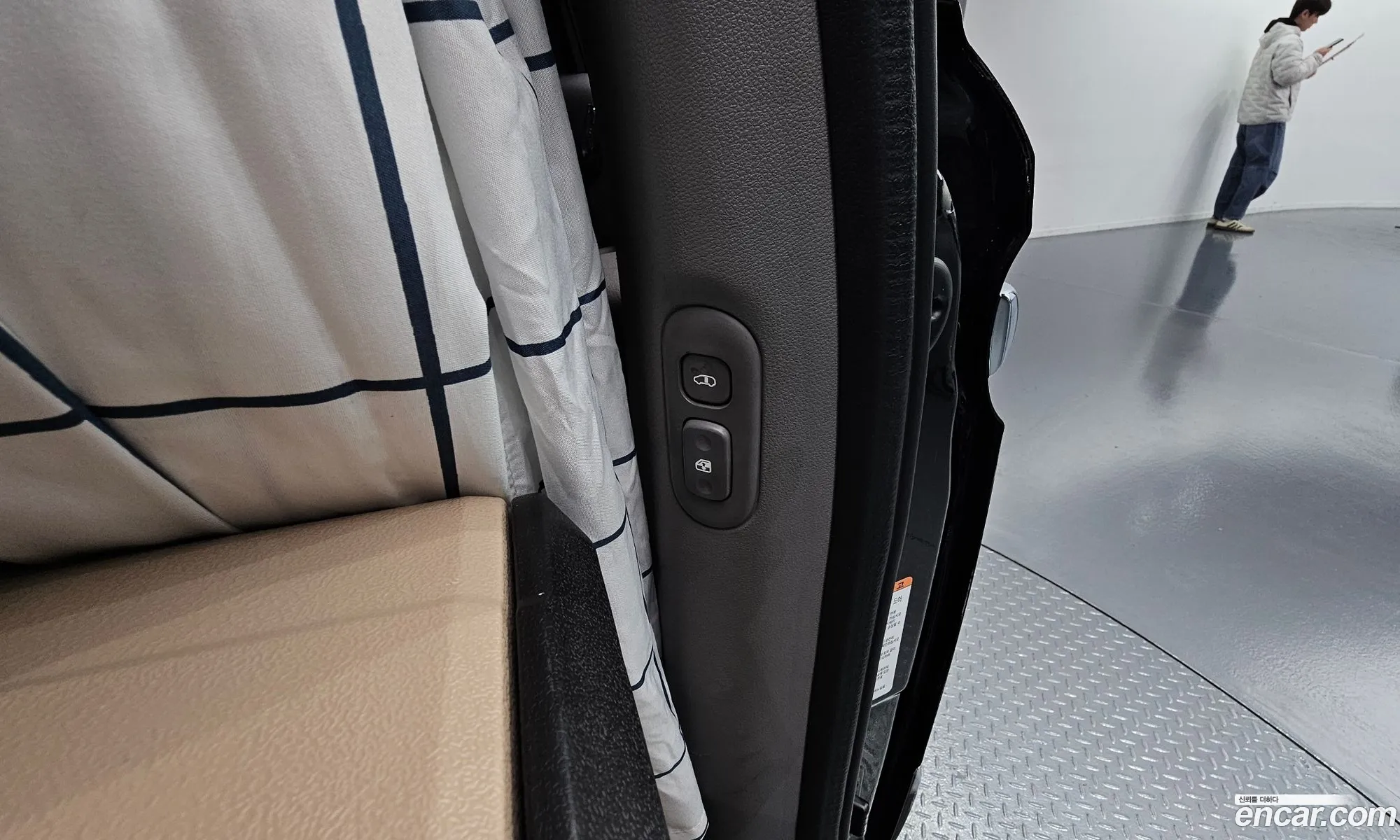 Kia Carnival R 2013 — 3