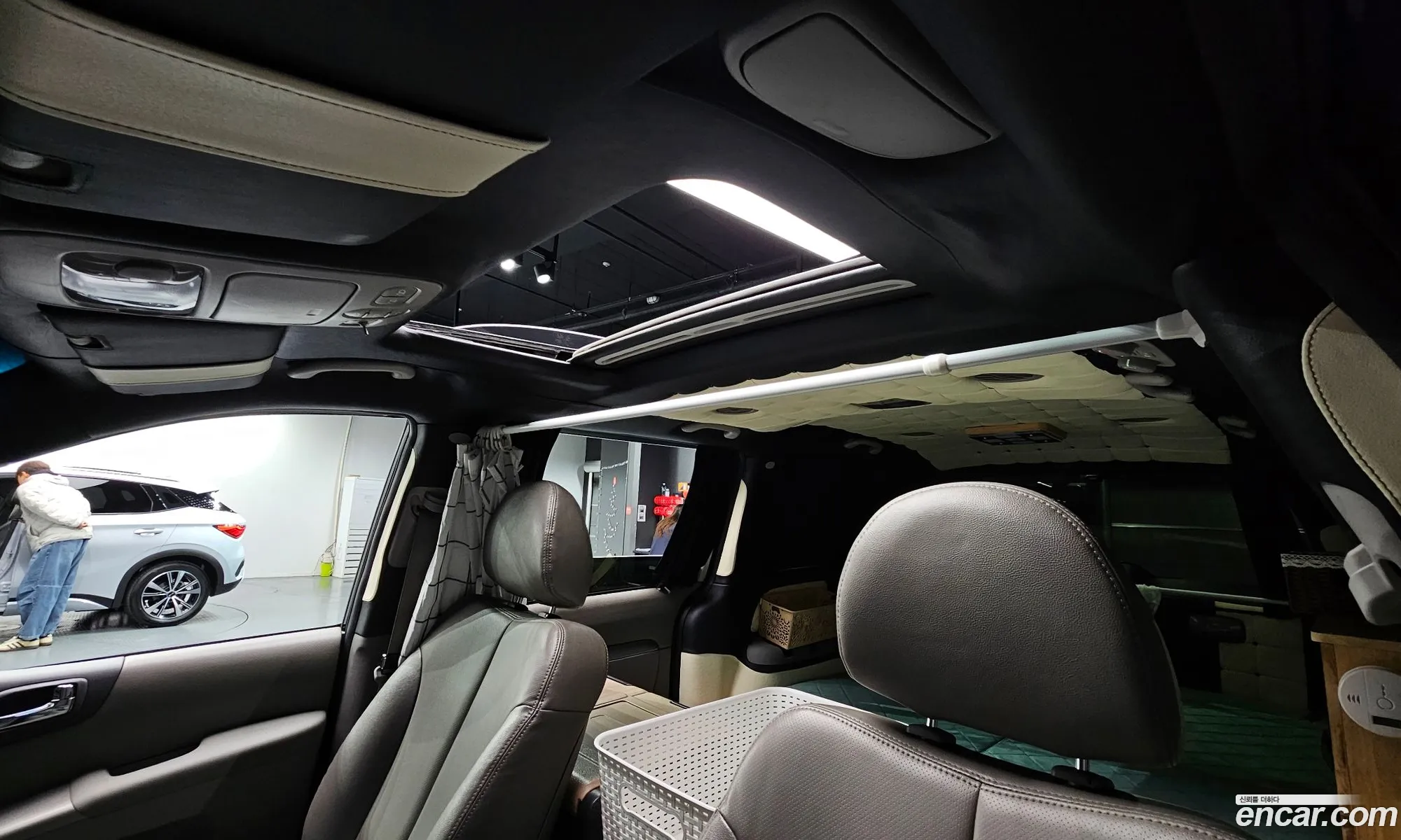 Kia Carnival R 2013 — 15