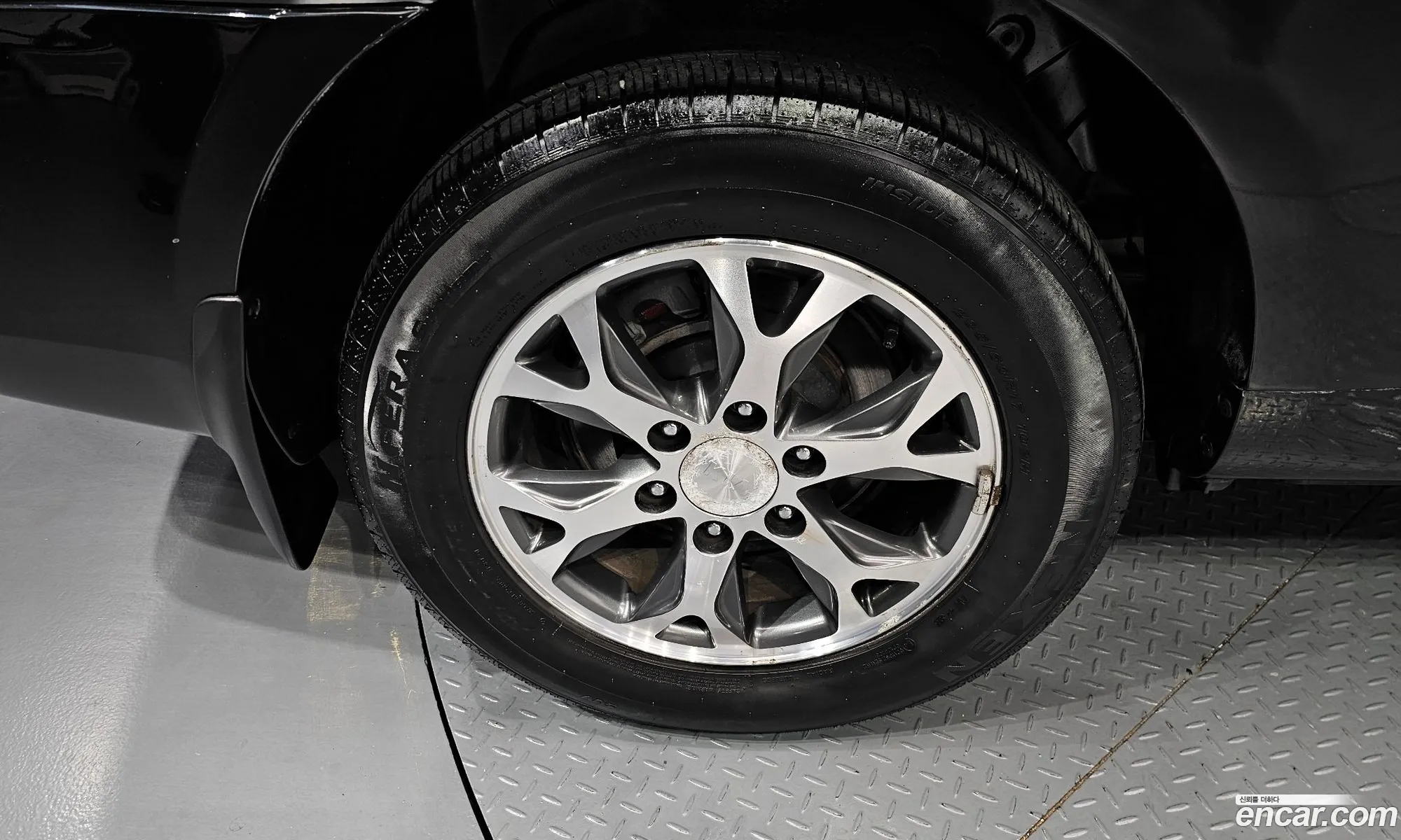 Kia Carnival R 2013 — 5
