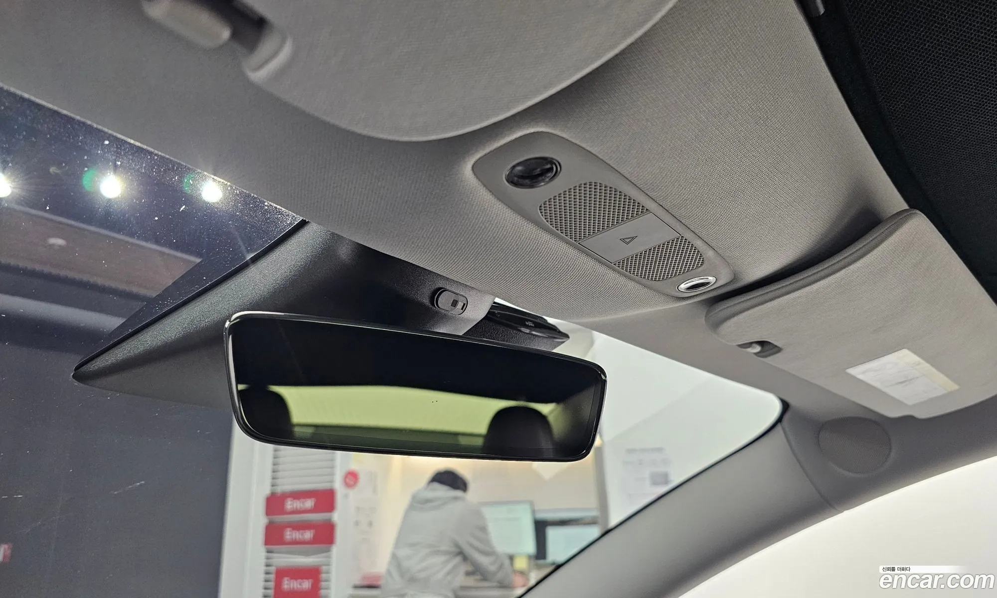 Tesla Model 3 2020 — 8