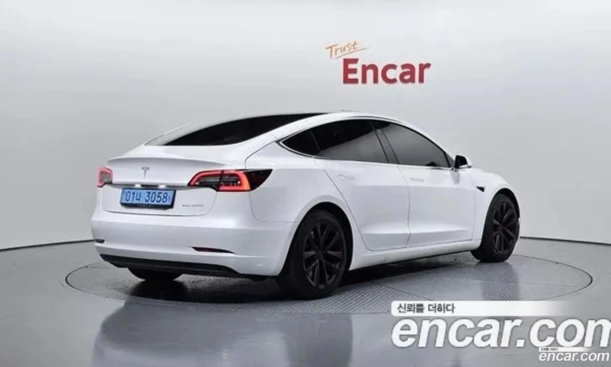 Tesla Model 3 2020 — 11