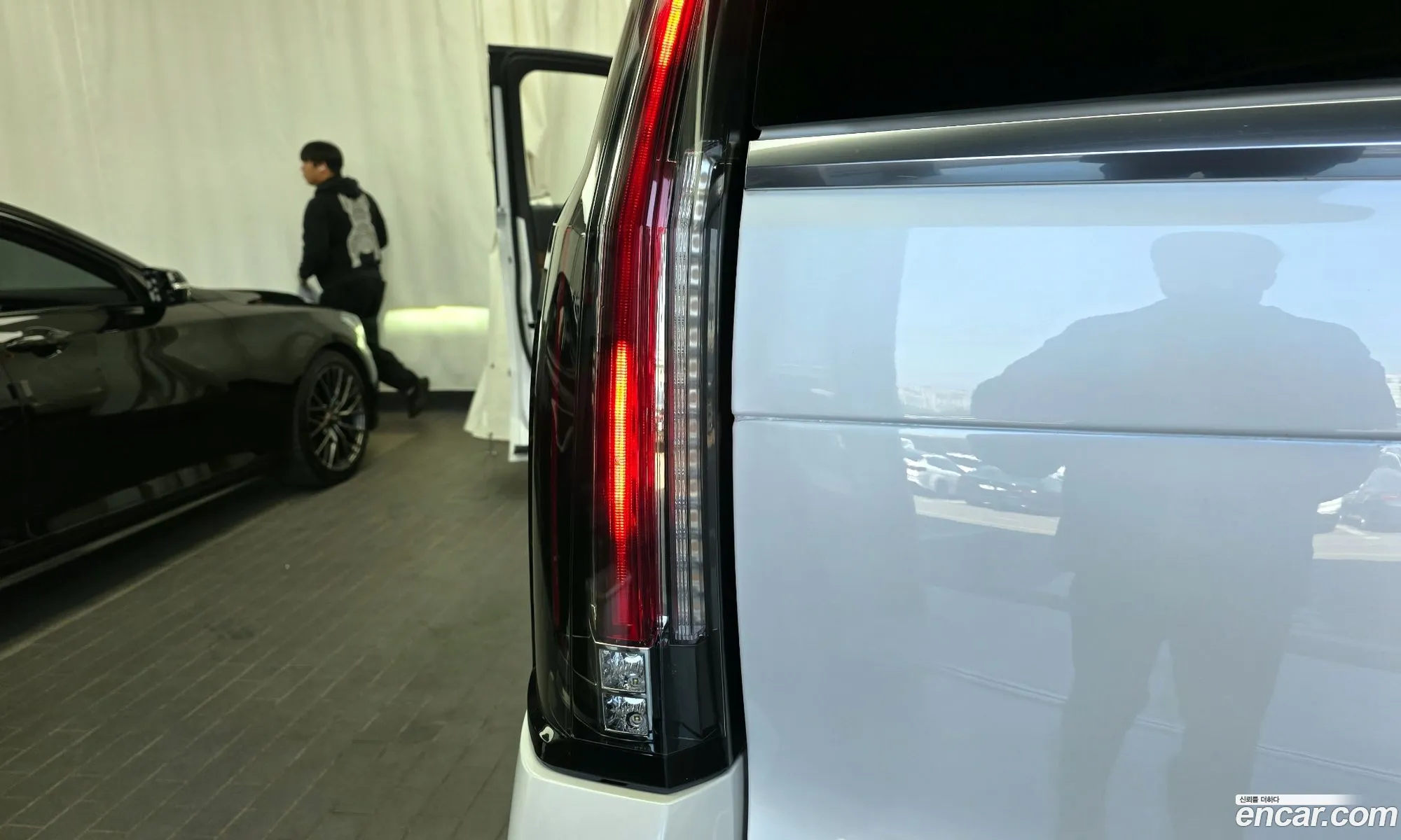 Cadillac Escalade 2018 1GYS47KJ4JR341601 — 21
