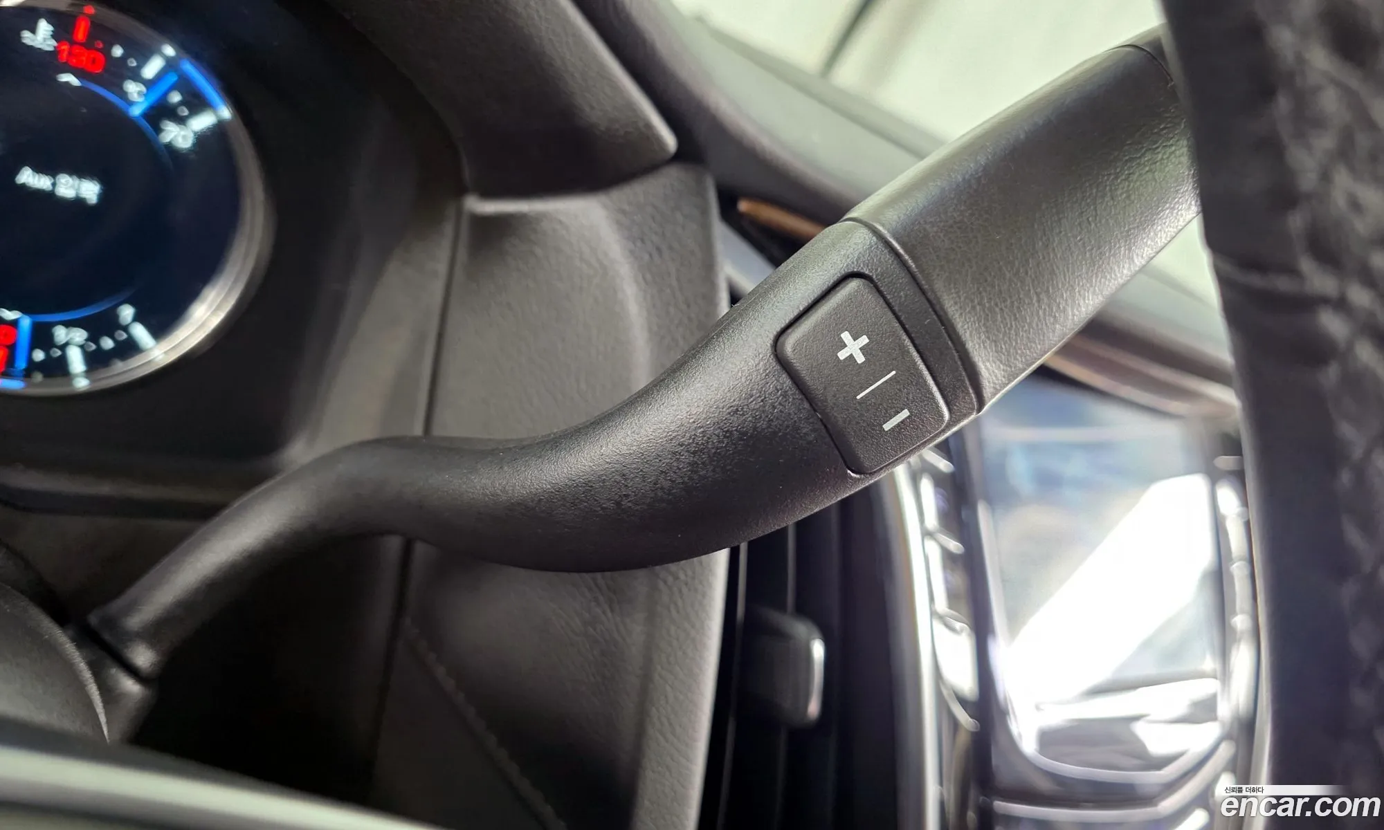 Cadillac Escalade 2018 1GYS47KJ4JR341601 — 10