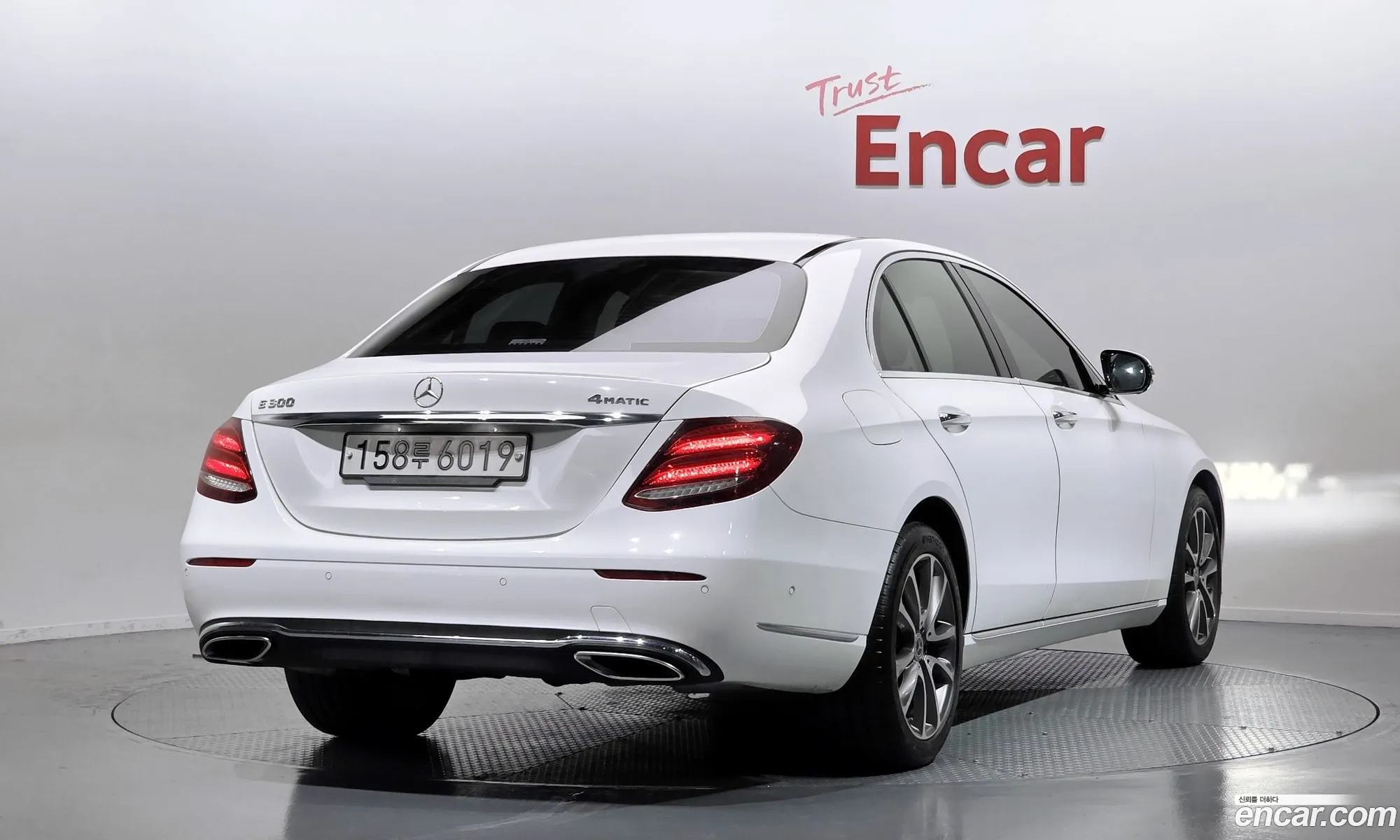 Mercedes-Benz E-Class W213 2017 WDDZF4JB1JA340904 — 7
