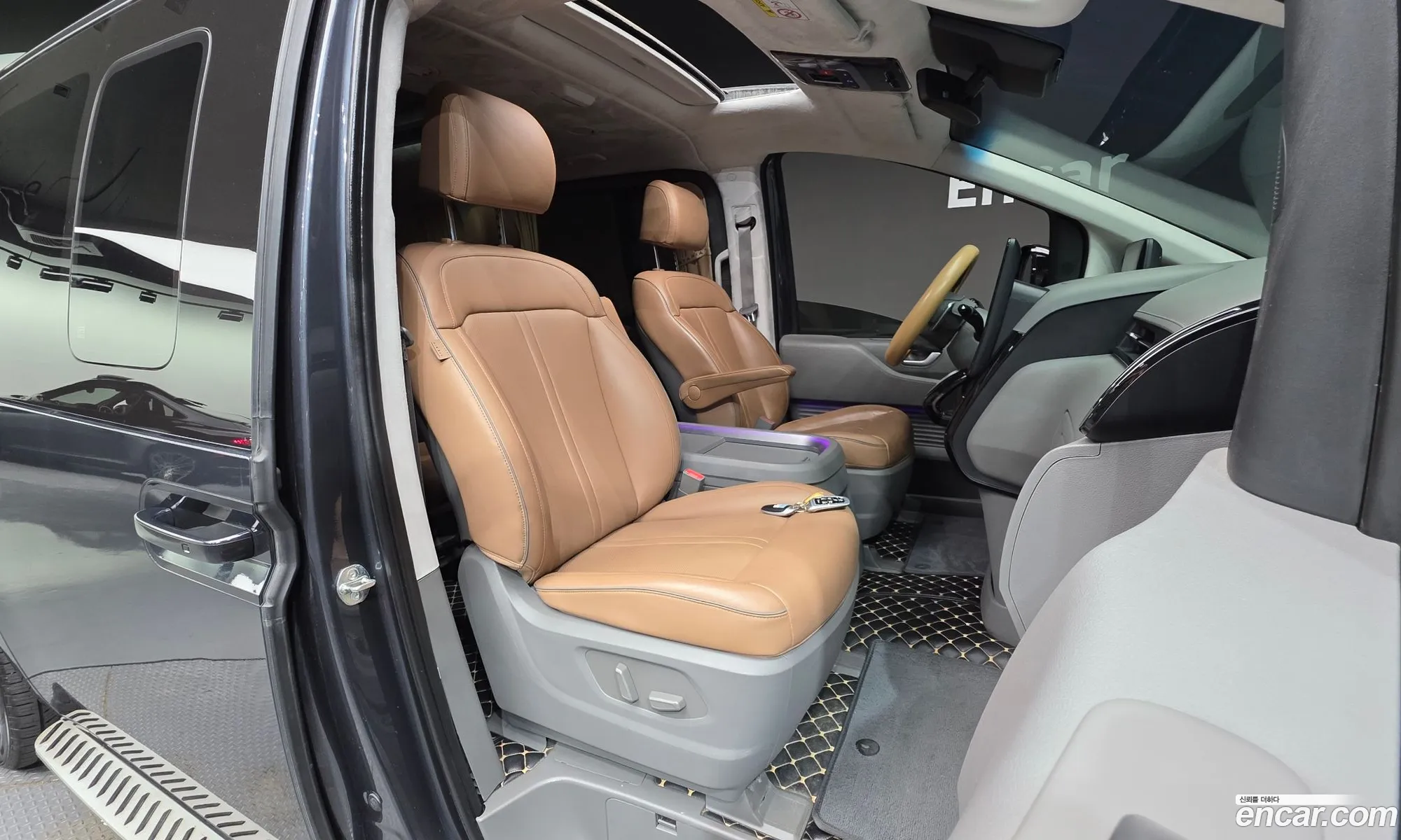 Hyundai Staria 2022 — 13