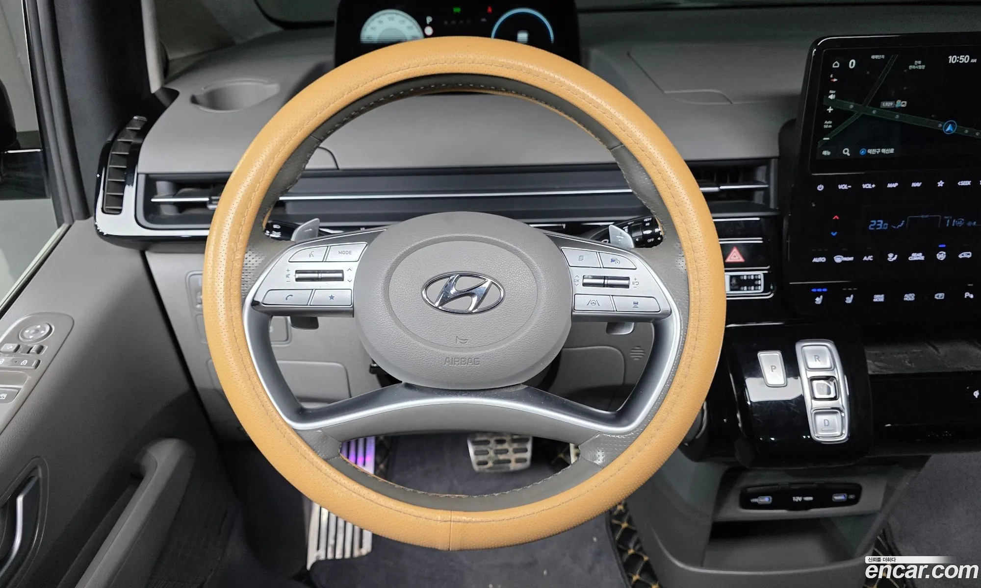 Hyundai Staria 2022 — 18