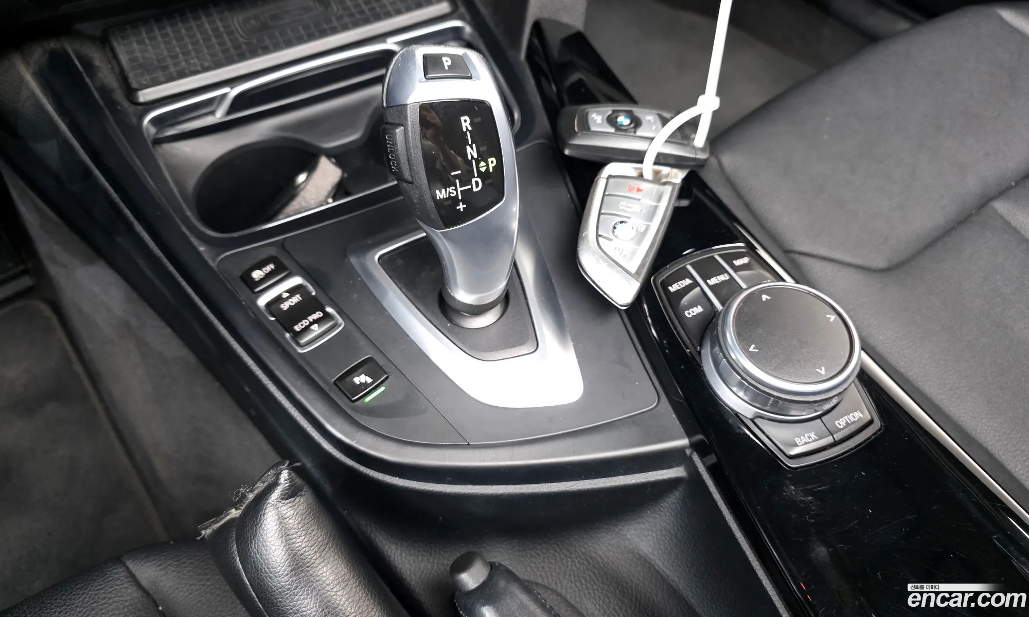 BMW 3 Series 2018 WBA8C5103JA076214 — 14