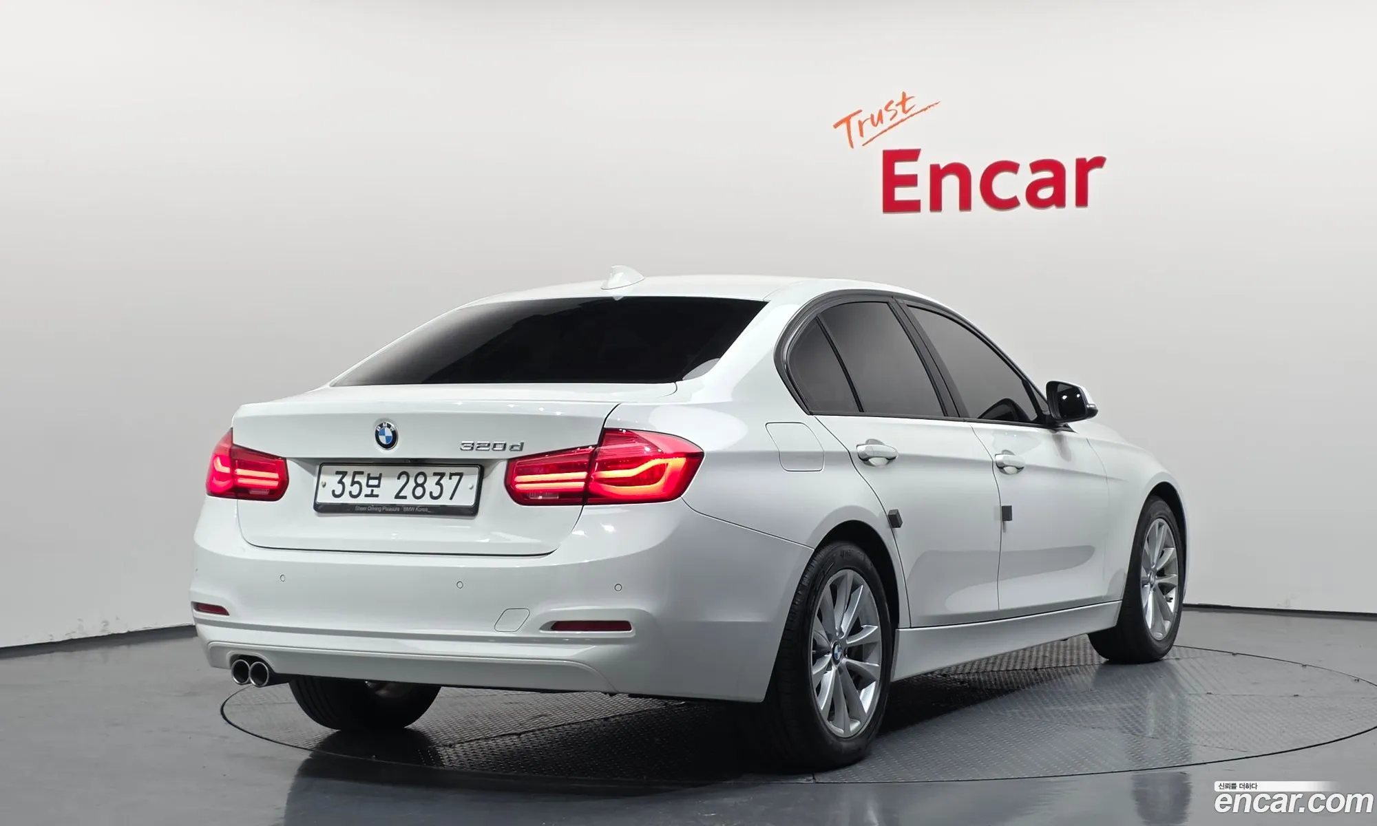 BMW 3 Series 2018 WBA8C5103JA076214 — 16