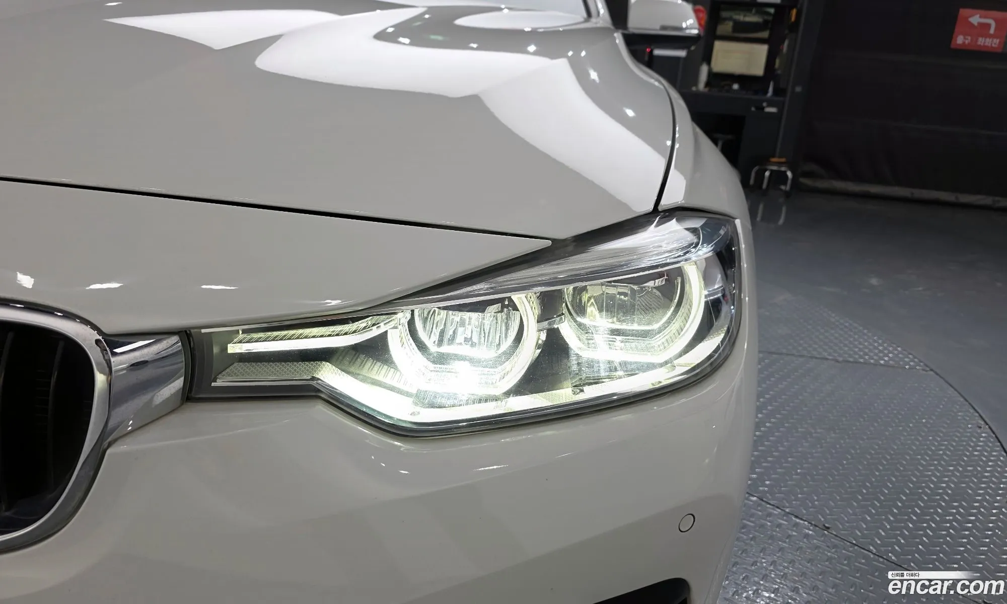 BMW 3 Series 2018 WBA8C5103JA076214 — 18