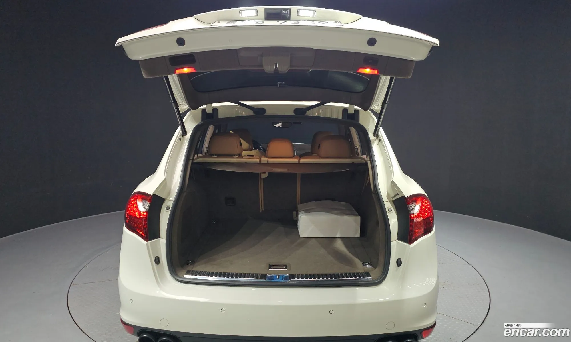 Porsche Cayenne 2011 — 11