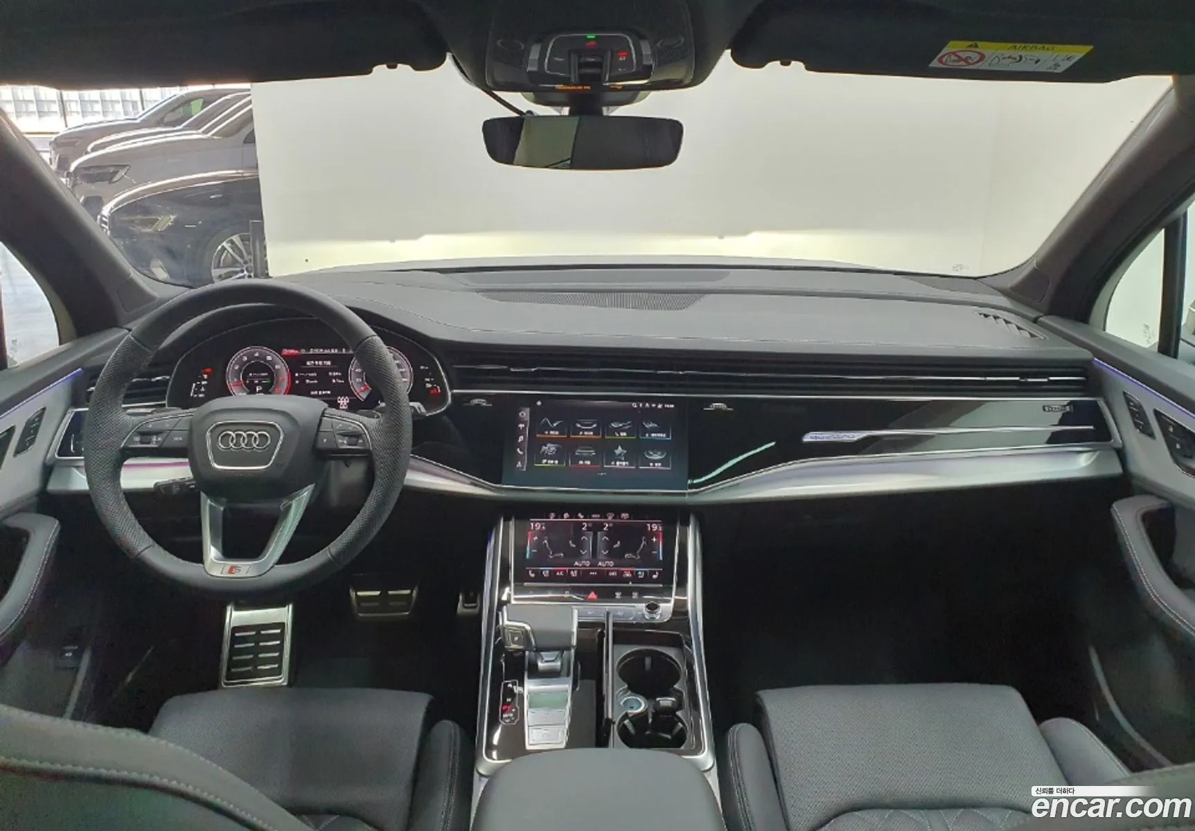 Audi Q7 2025 — 16