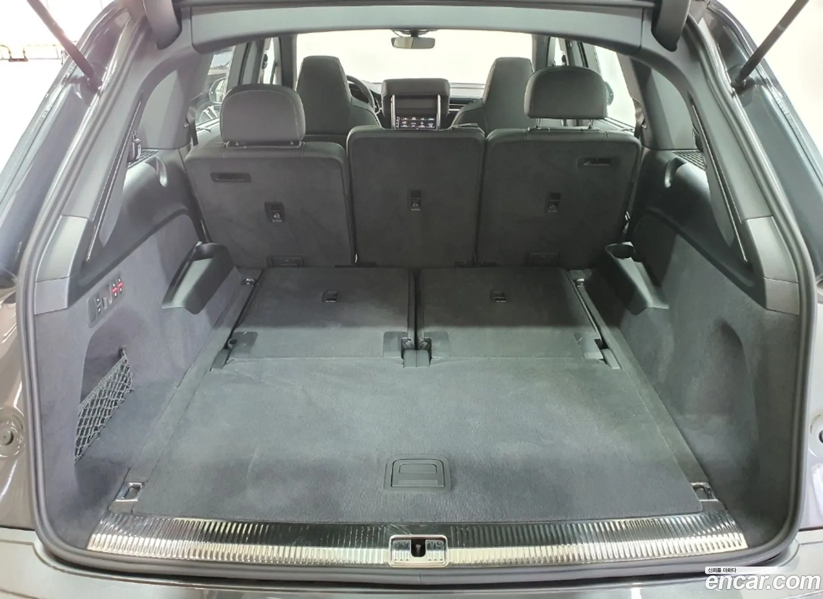 Audi Q7 2025 — 6