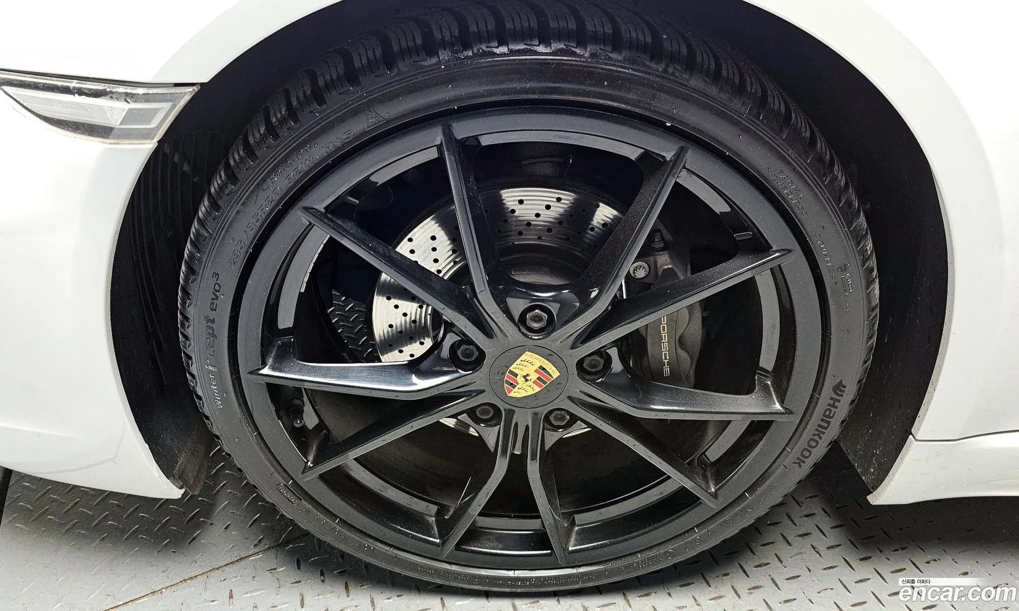 Porsche 718 Cayman 2020 — 29