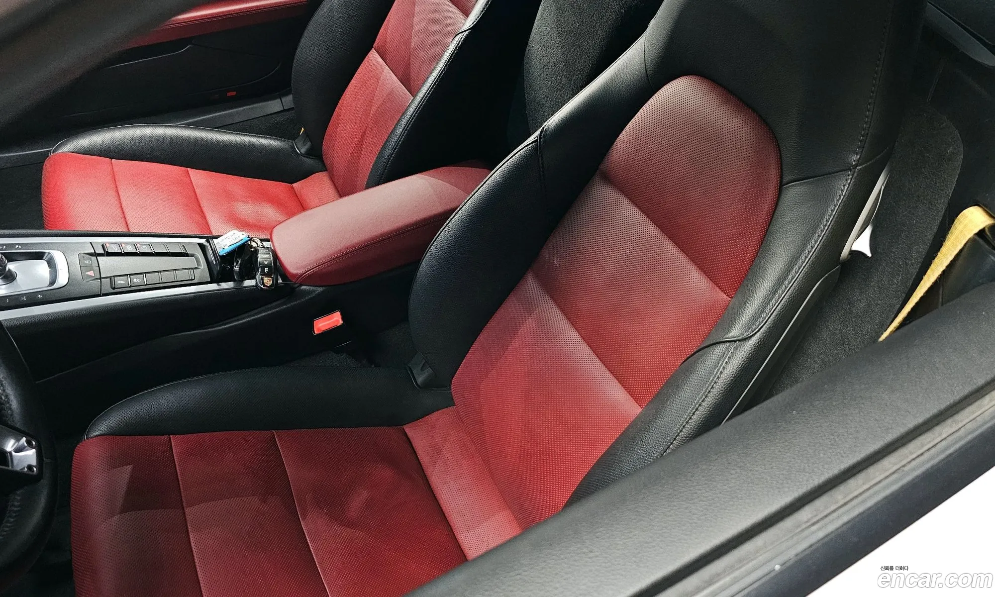 Porsche 718 Cayman 2020 — 17