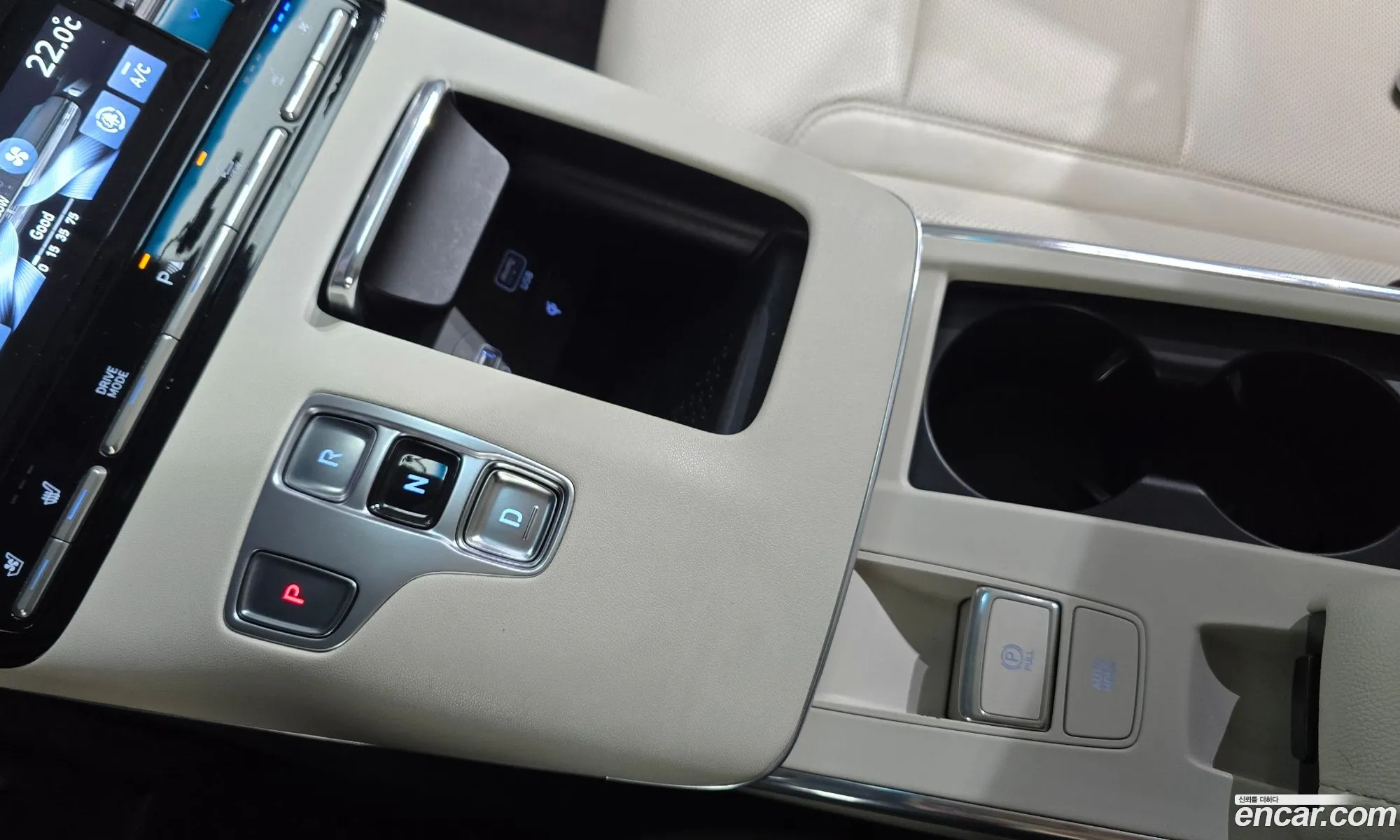 Hyundai Grandeur IG 2022 — 27