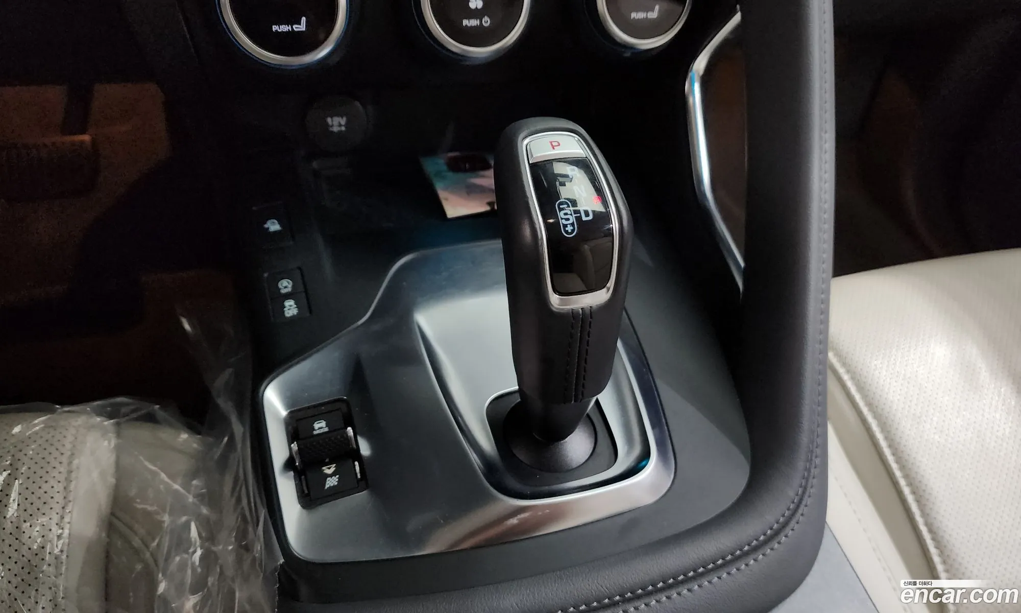 Jaguar E-Pace 2018 SADFA2BX5J1Z33275 — 5