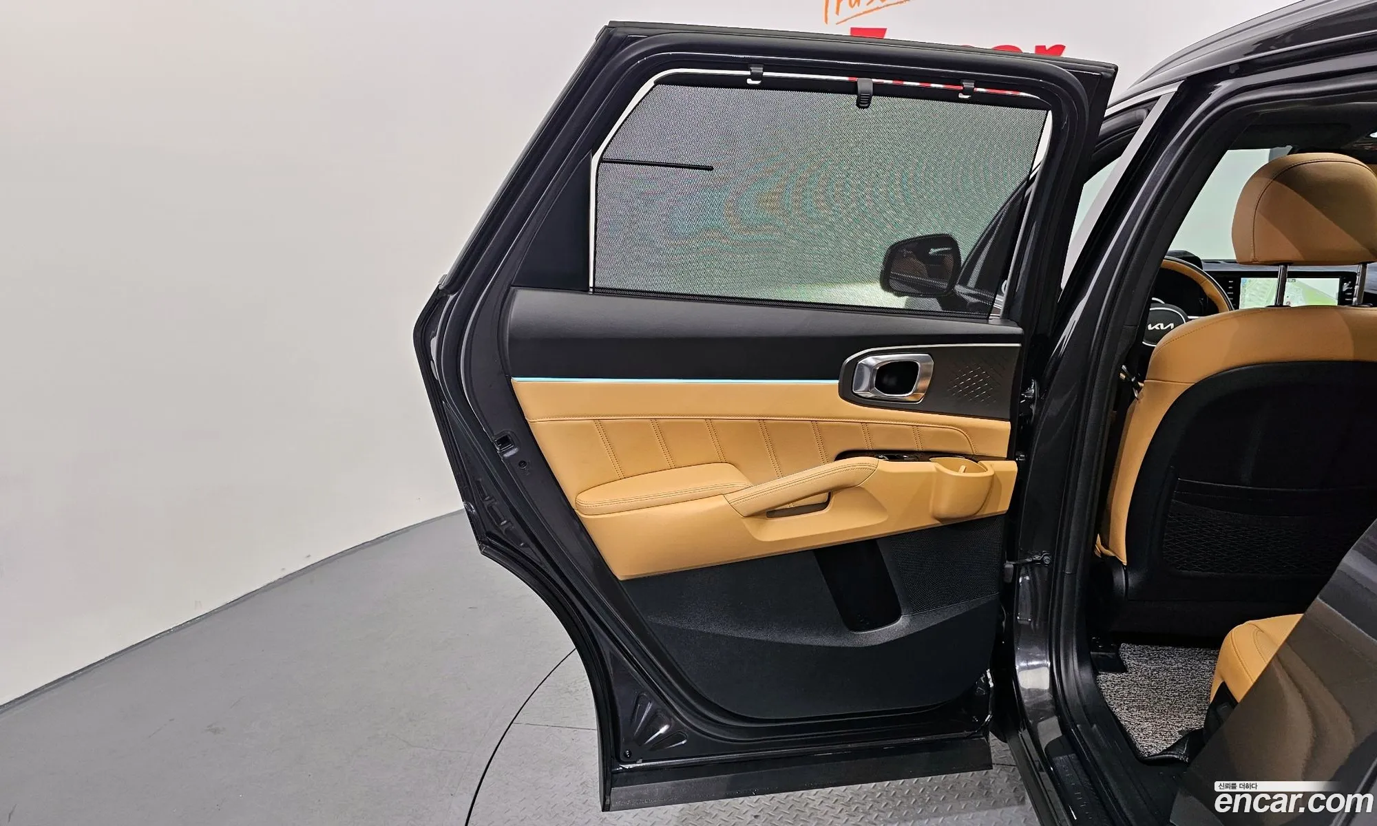 Kia Sorento 2022 — 19