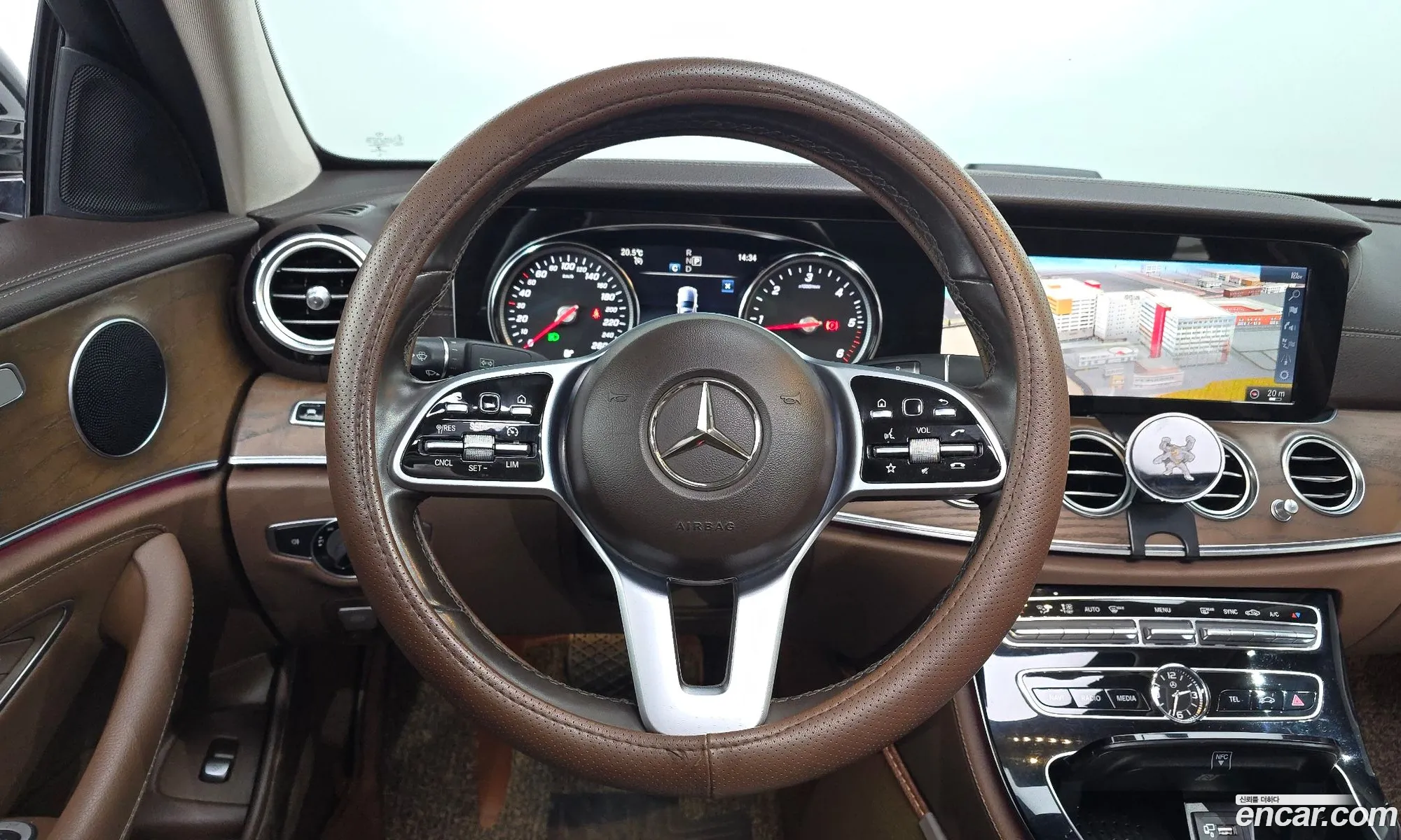 Mercedes-Benz E-Class W213 2019 WDDZF0FB6KA696641 — 14