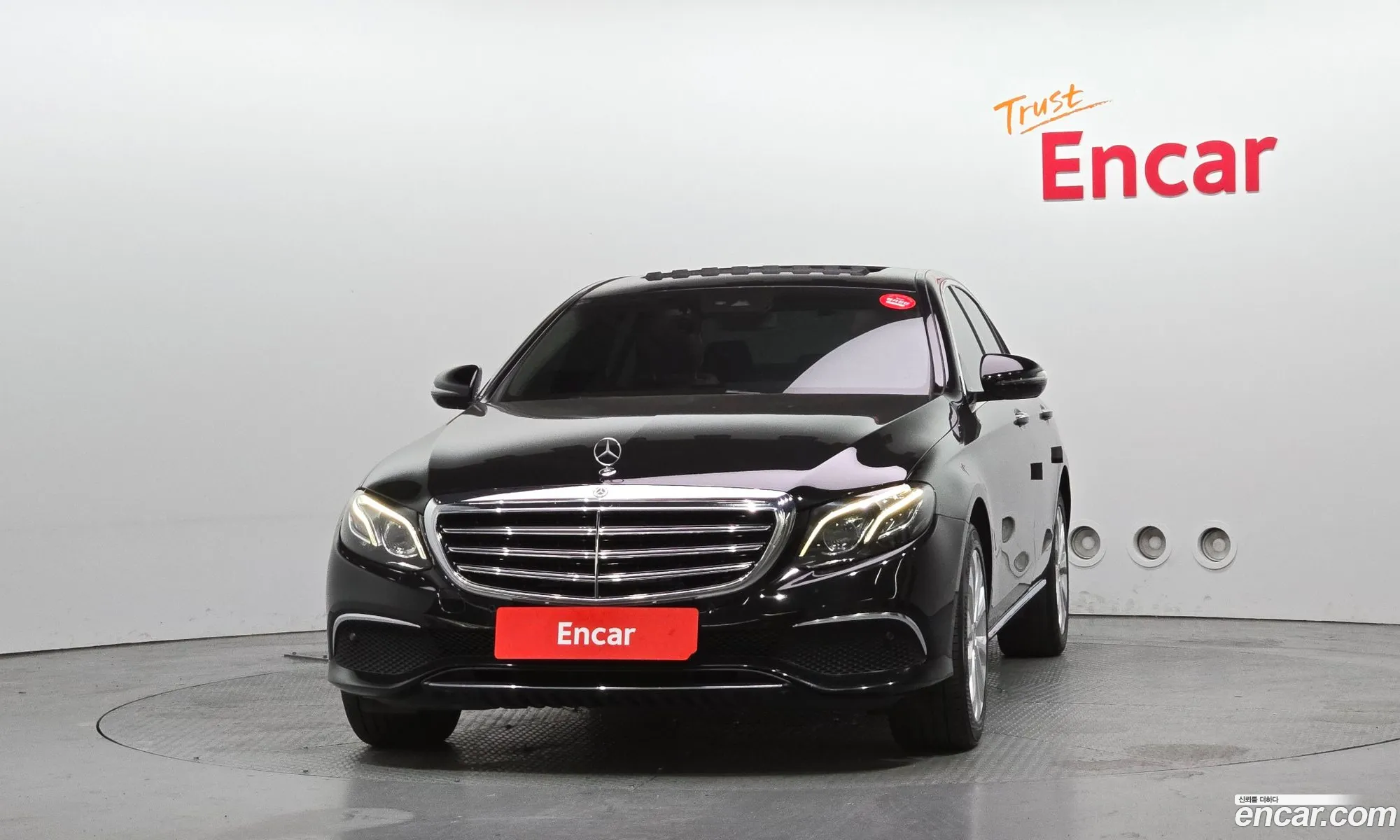 Mercedes-Benz E-Class W213 2019 WDDZF0FB6KA696641 — 16