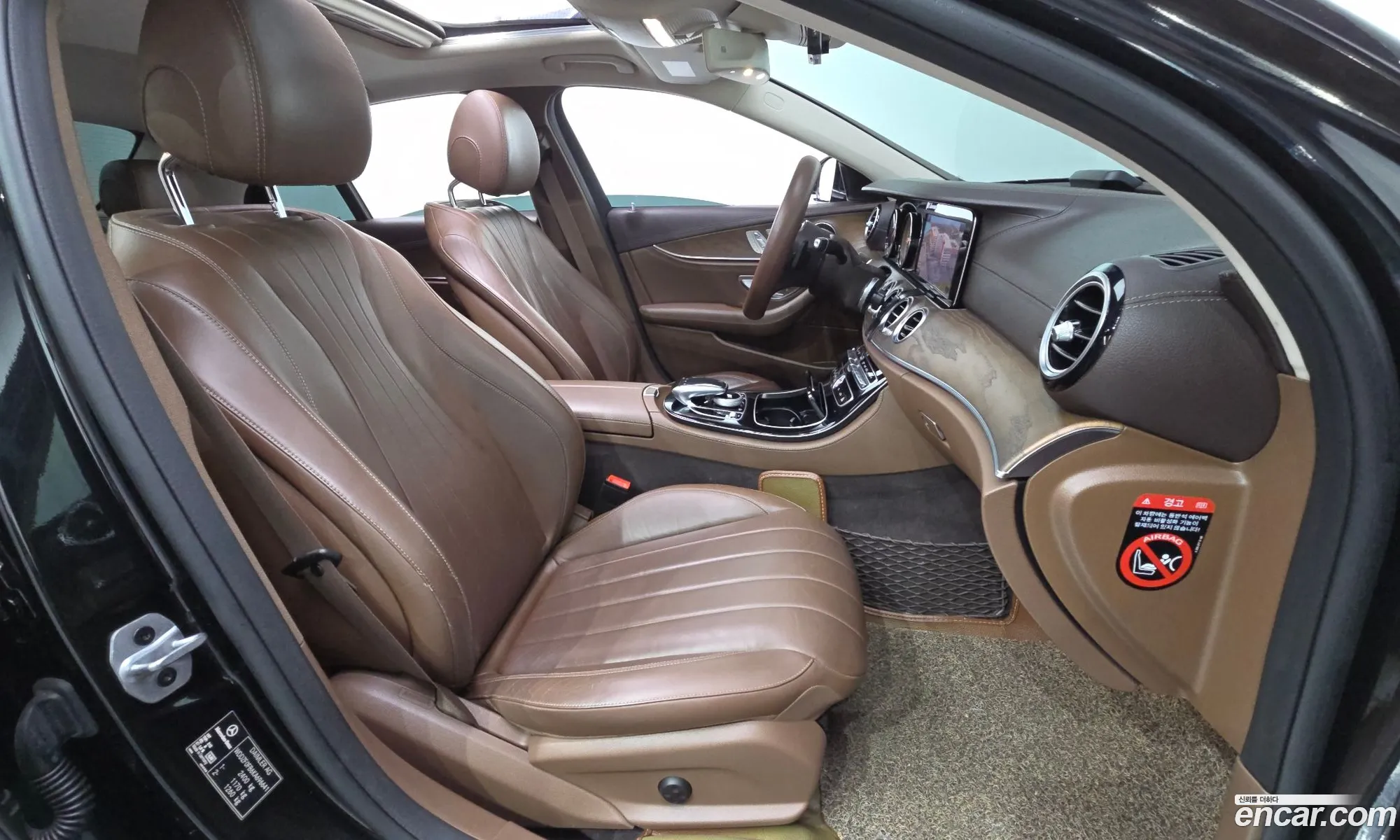 Mercedes-Benz E-Class W213 2019 WDDZF0FB6KA696641 — 13