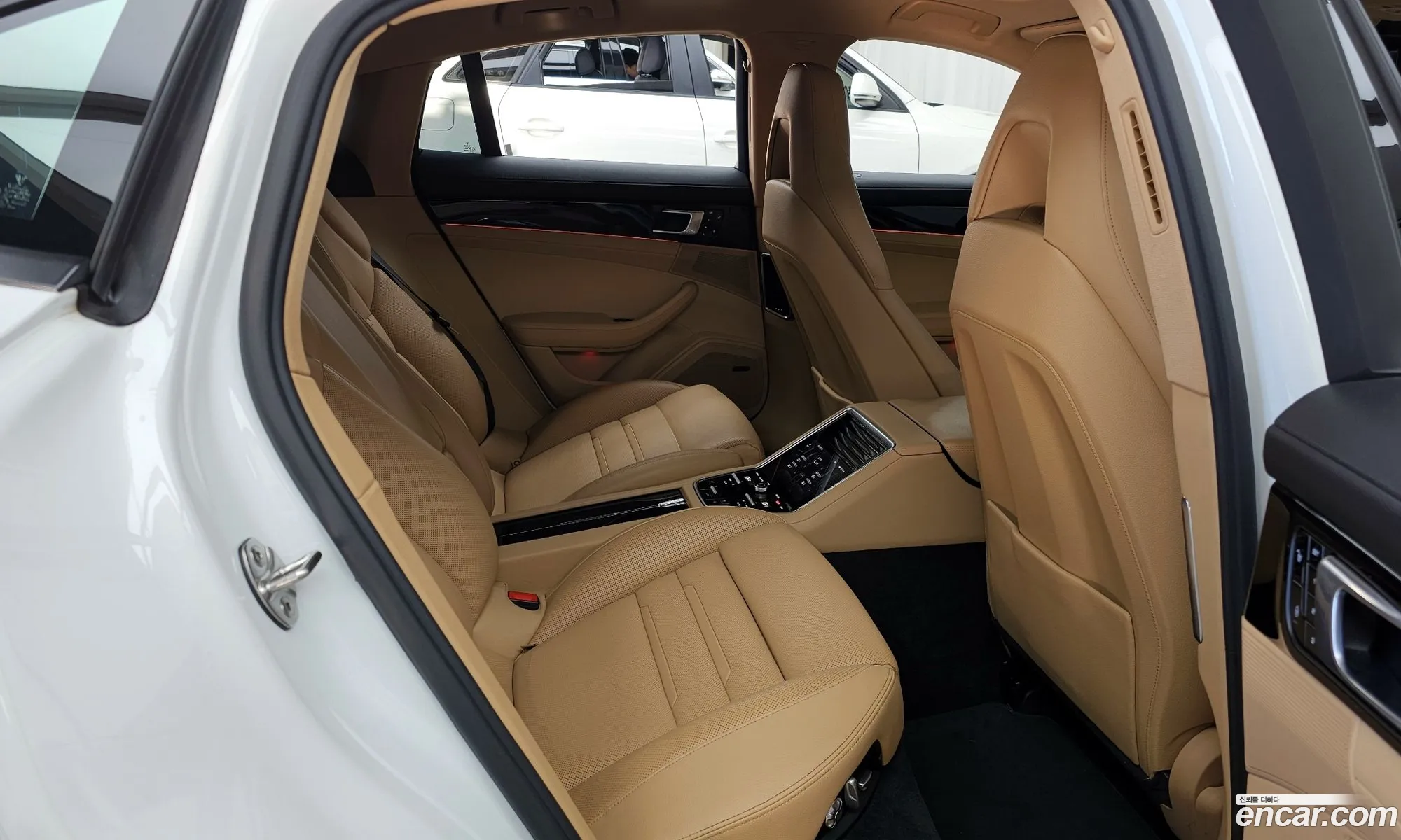 Porsche Panamera 2018 WP0AA2979JL106931 — 22