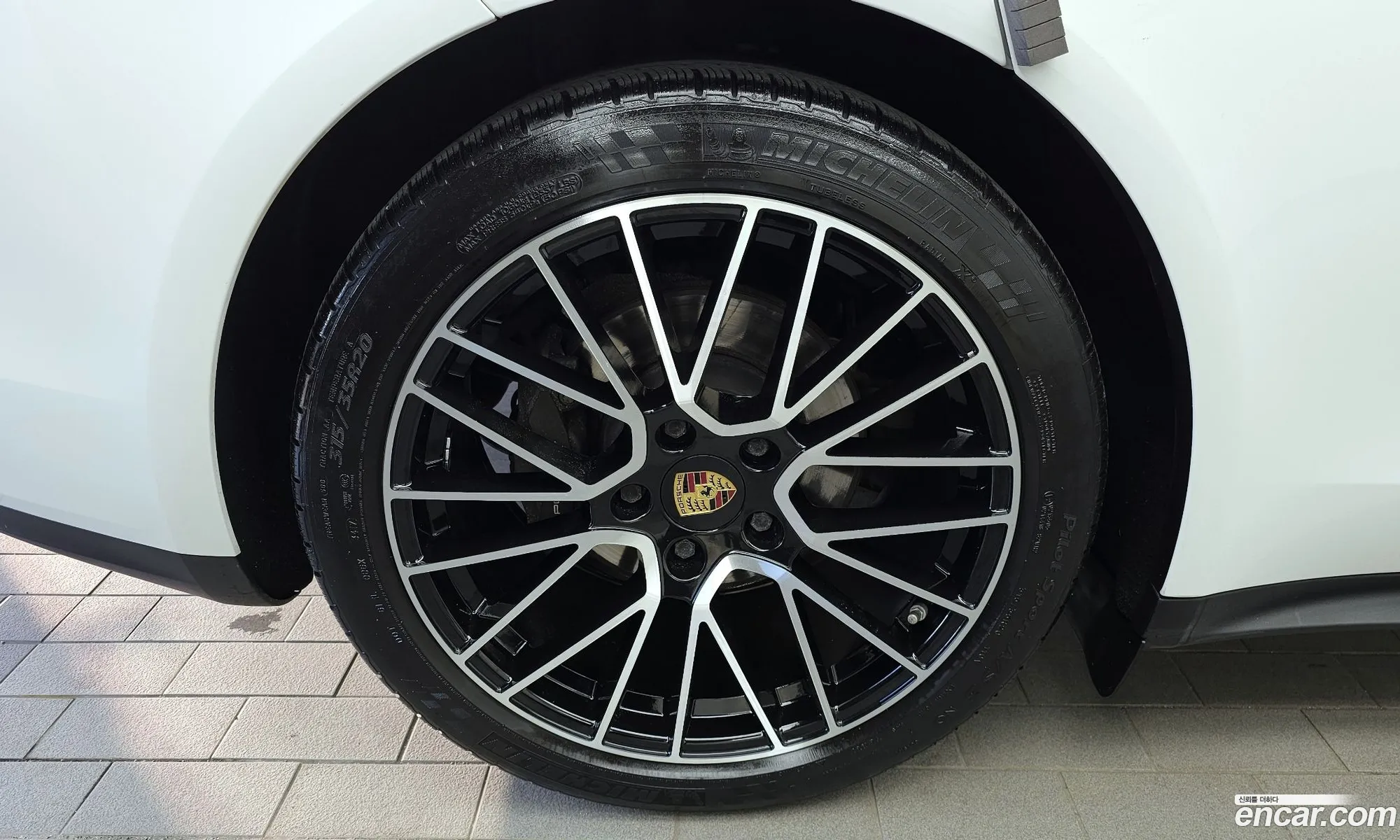 Porsche Panamera 2018 WP0AA2979JL106931 — 20