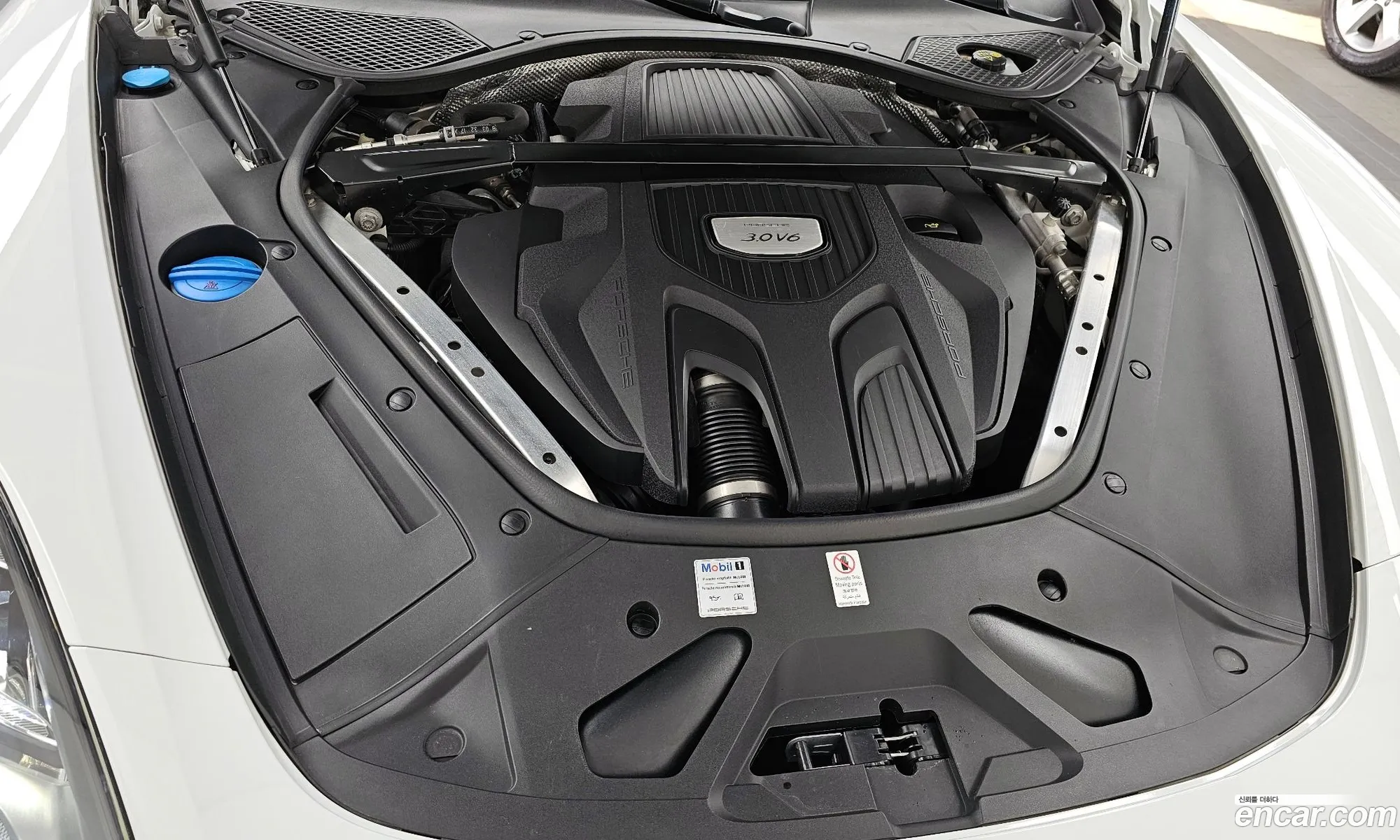 Porsche Panamera 2018 WP0AA2979JL106931 — 32
