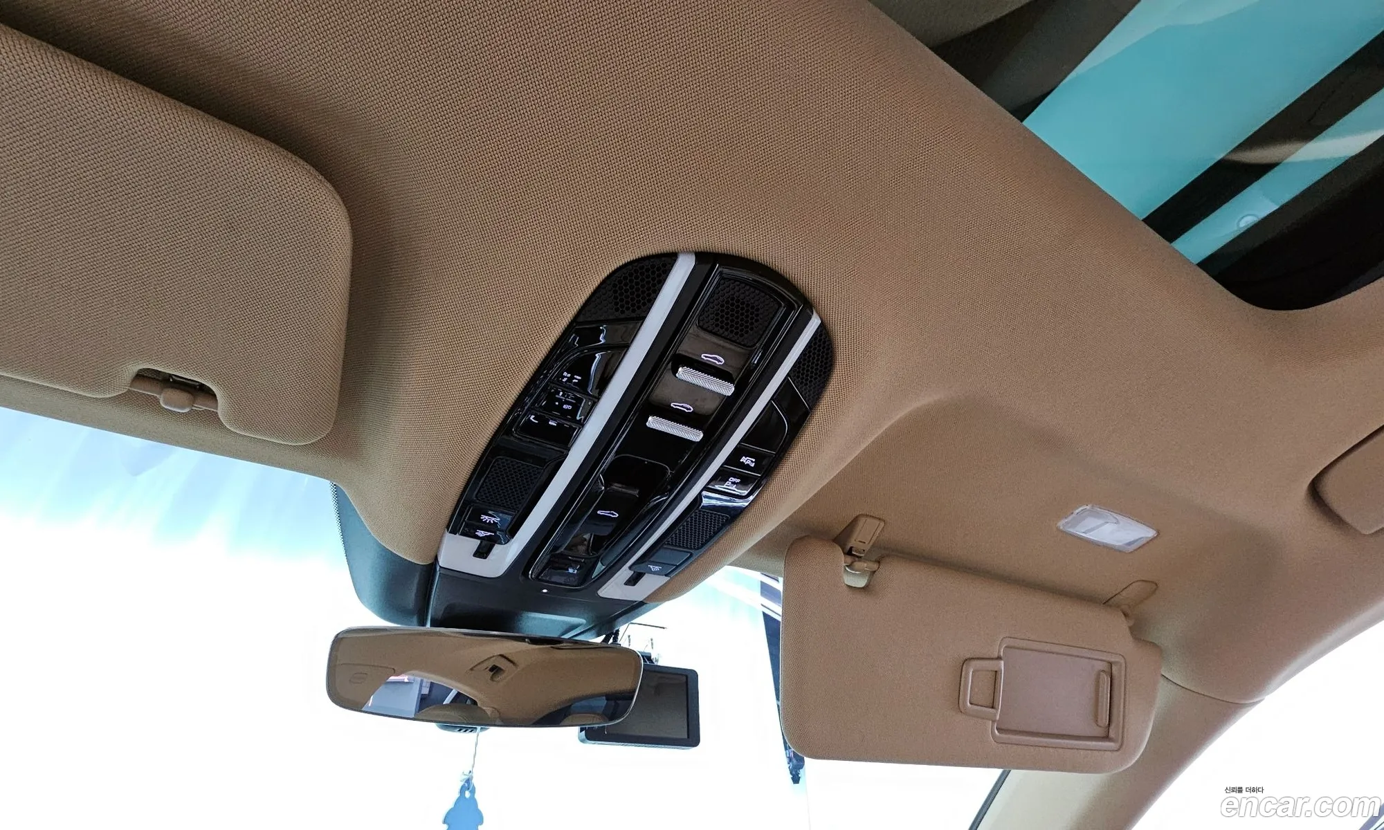 Porsche Panamera 2018 WP0AA2979JL106931 — 19