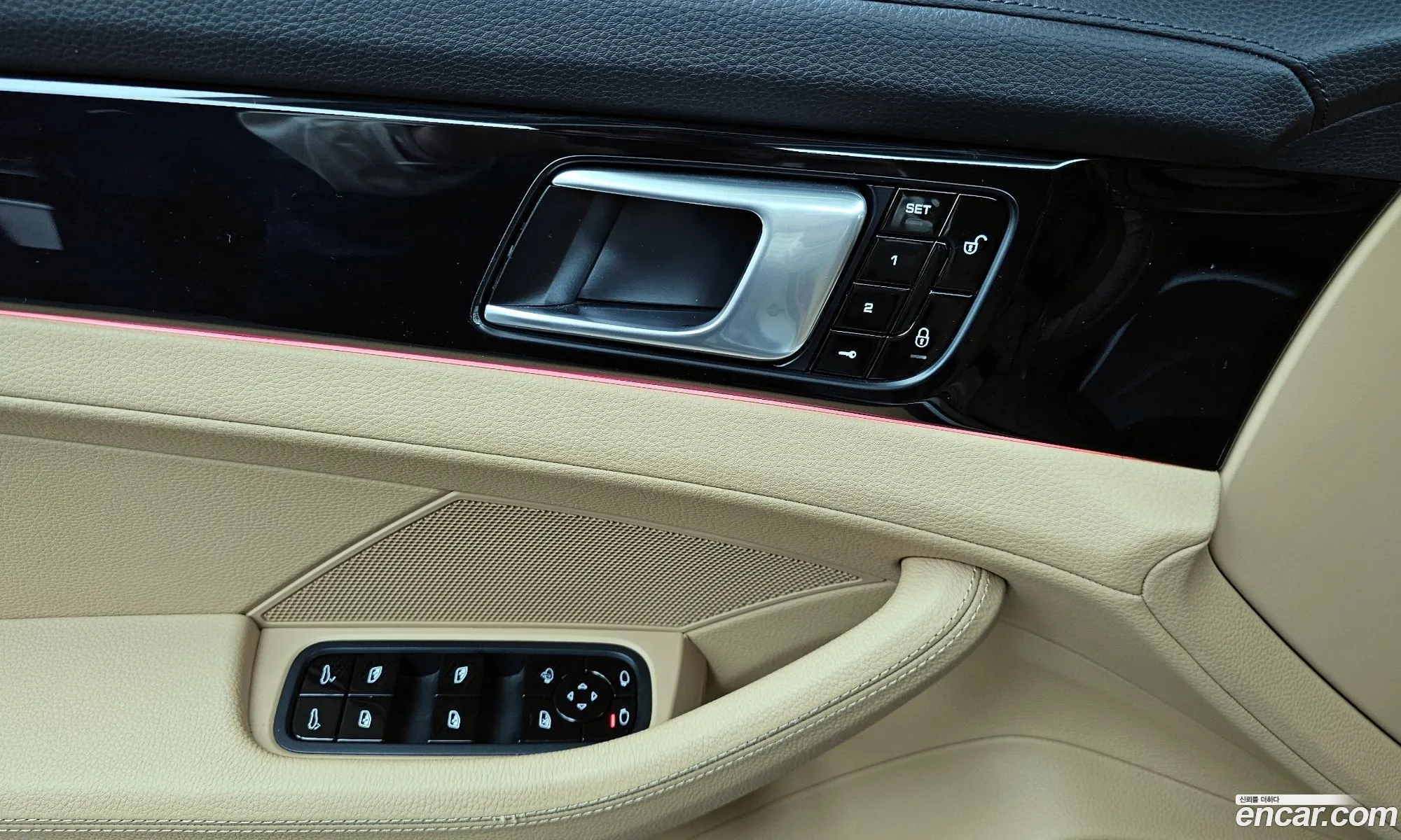 Porsche Panamera 2018 WP0AA2979JL106931 — 33