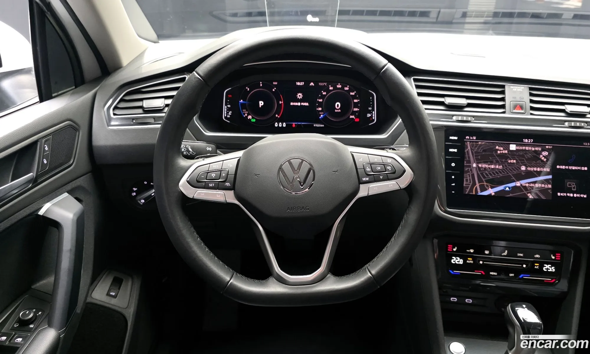 Volkswagen Tiguan 2021 — 23