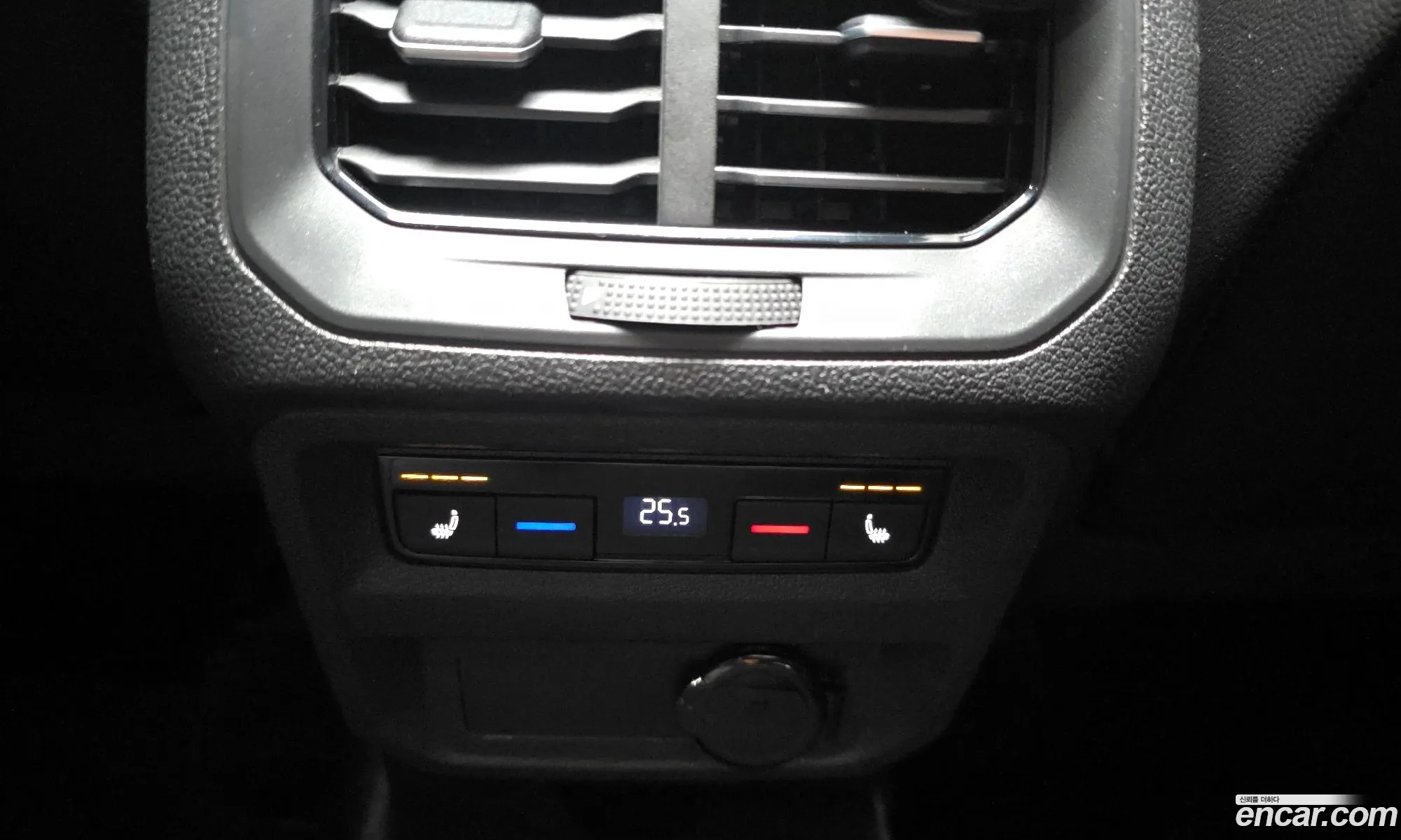 Volkswagen Tiguan 2021 — 18