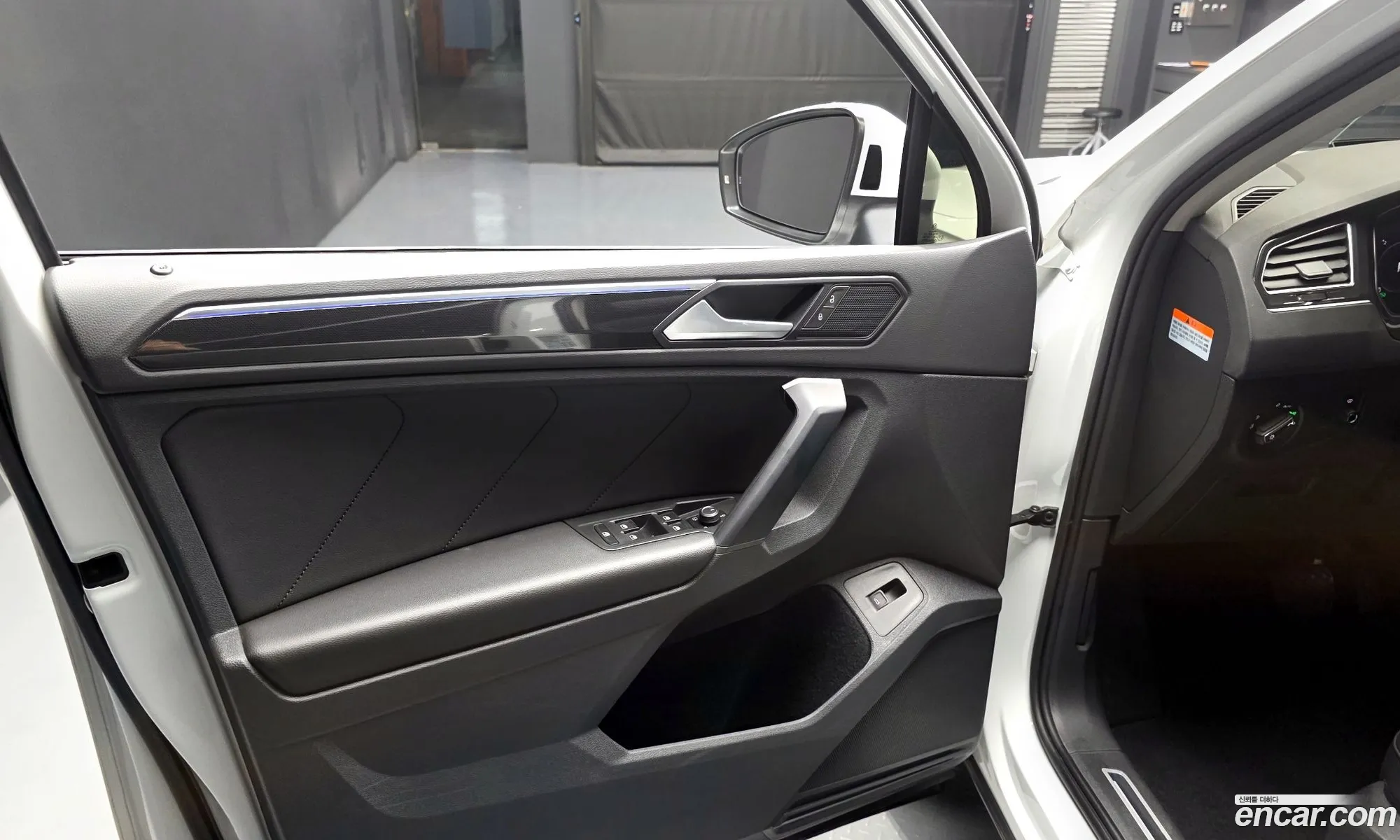 Volkswagen Tiguan 2021 — 26