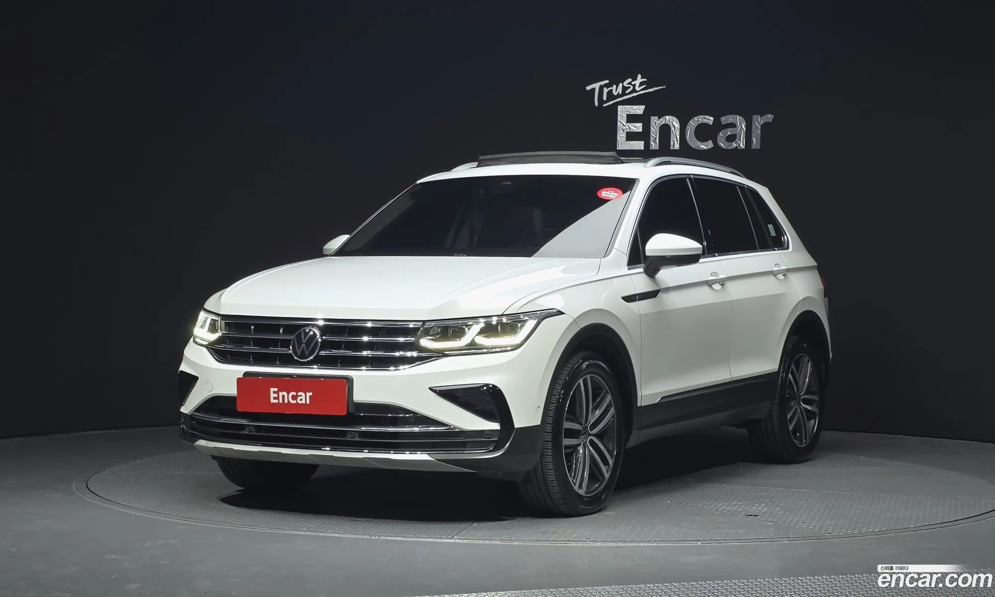Volkswagen Tiguan 2021 — 27