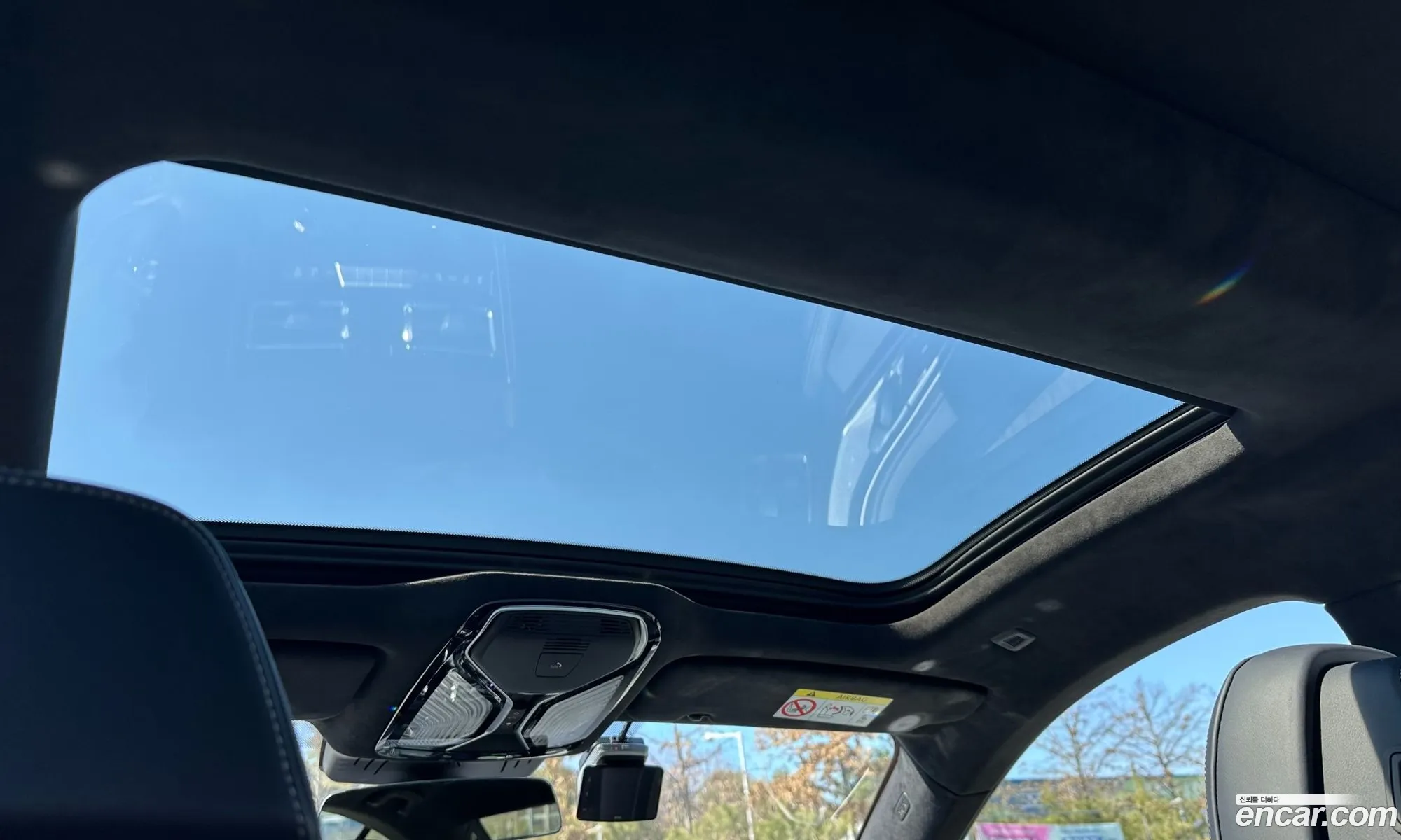 BMW 8 Series 2025 — 13