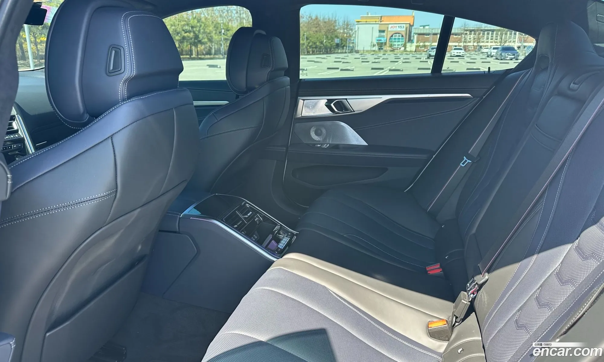 BMW 8 Series 2025 — 2