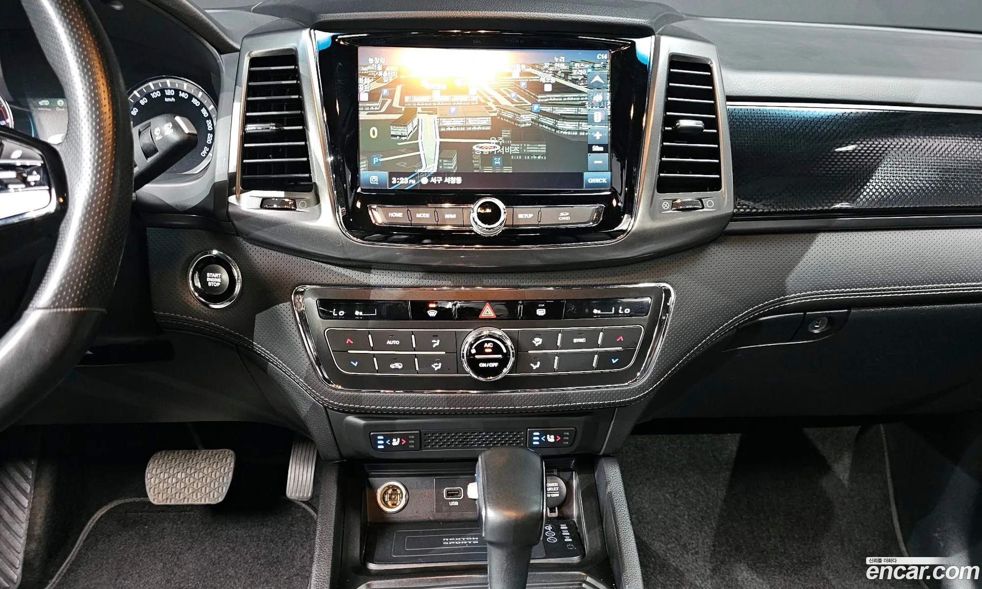 KG Mobility (SsangYong) Rexton Sports Khan 2021 — 15