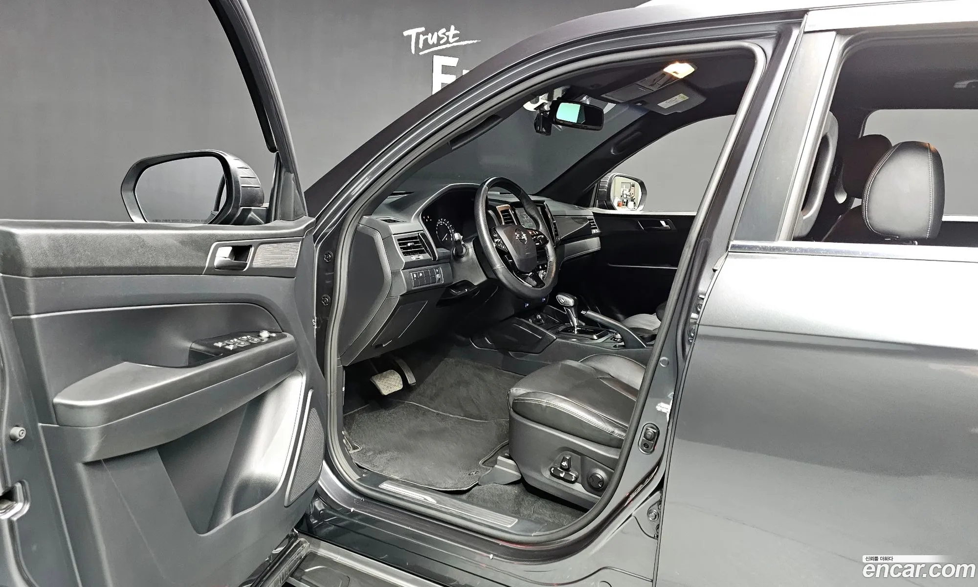 KG Mobility (SsangYong) Rexton Sports Khan 2021 — 11