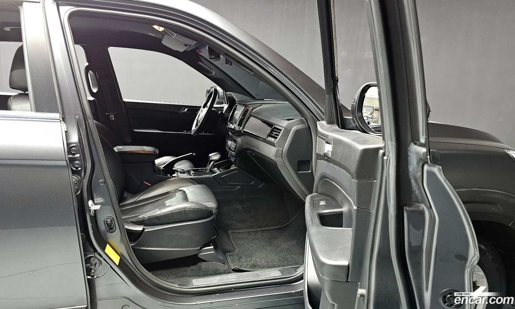 KG Mobility (SsangYong) Rexton Sports Khan 2021 — 17