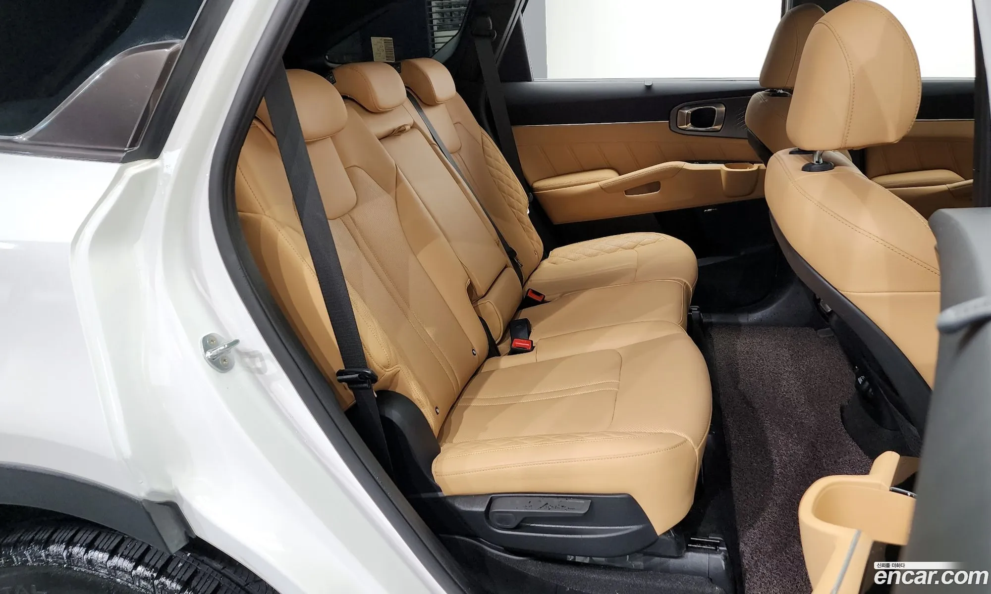 Kia Sorento 2020 KNARL81GBMA021245 — 4