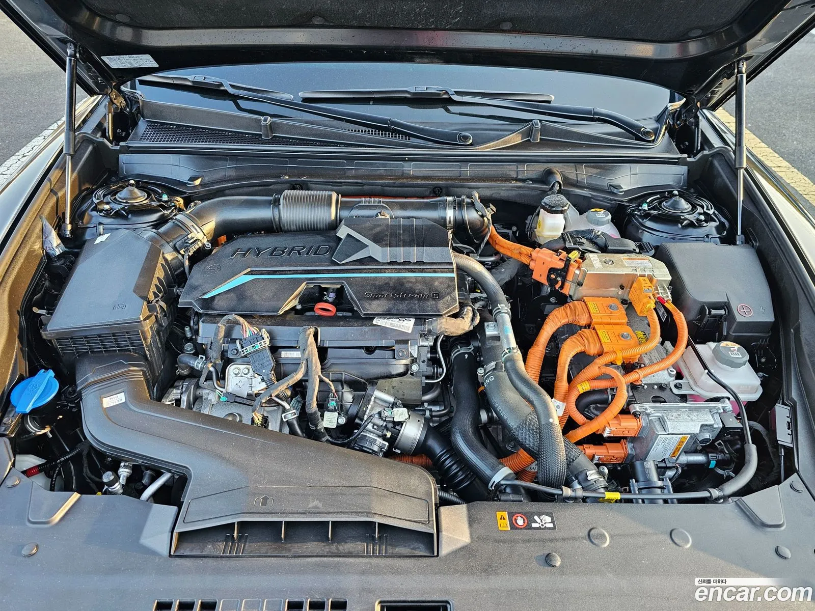 Hyundai Grandeur Hybrid 2024 — 18