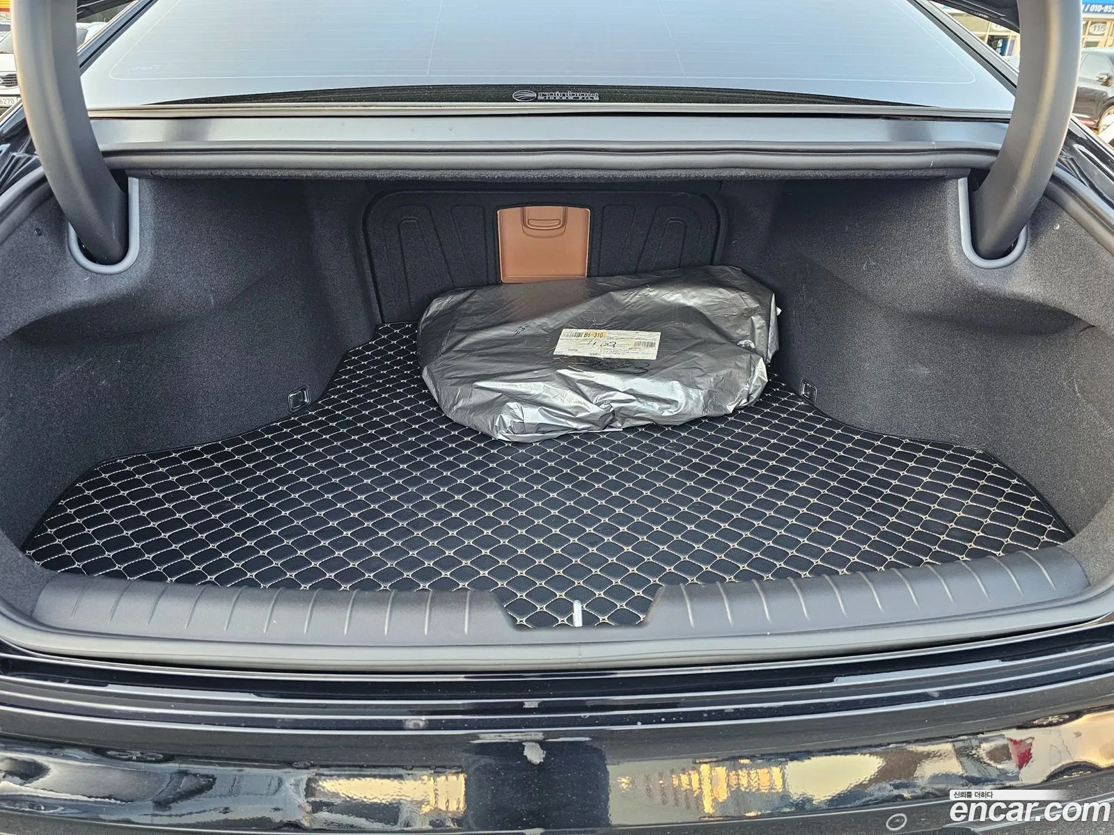 Hyundai Grandeur Hybrid 2024 — 6