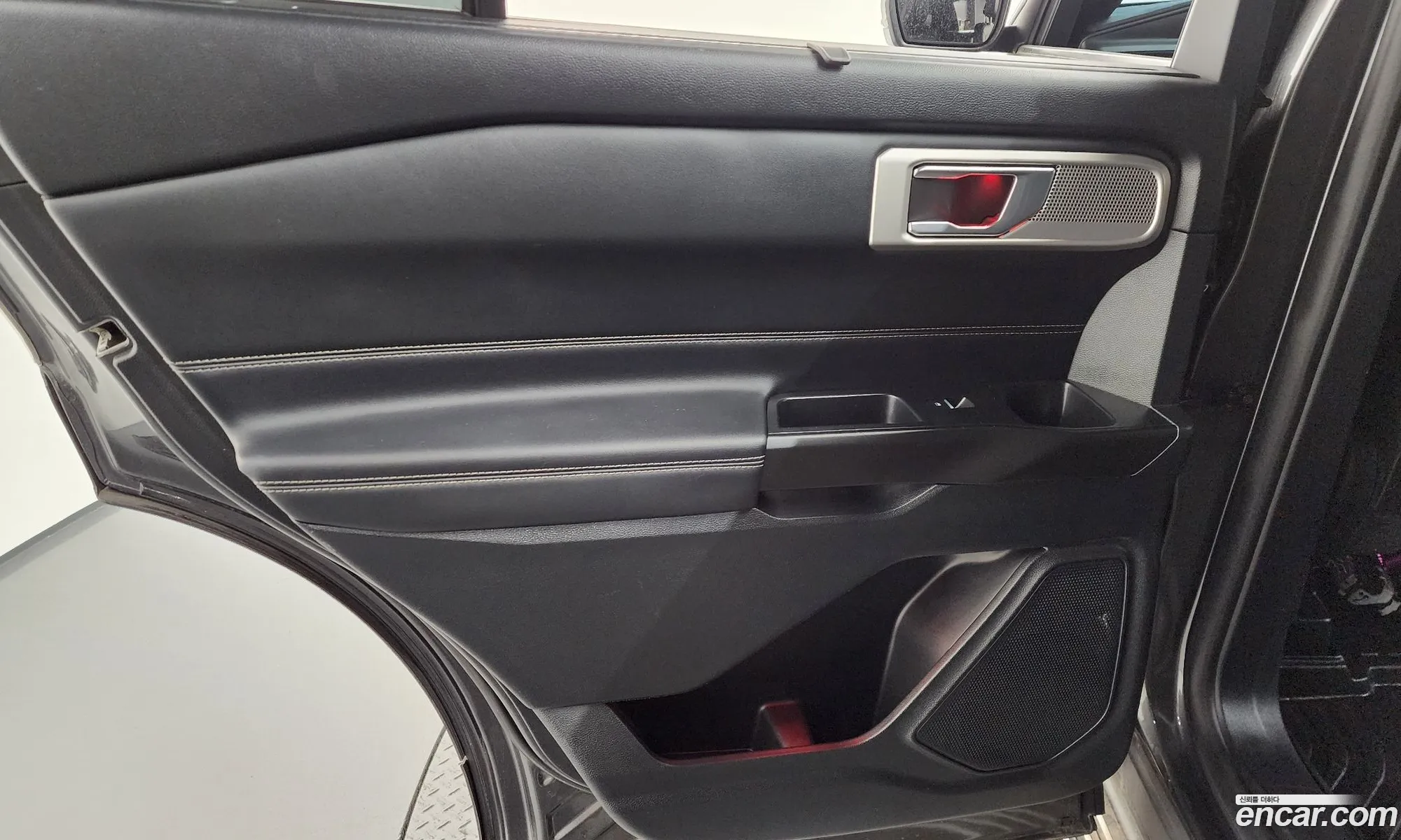 Ford Explorer 6th Gen 2020 1FMSK8FH3LGB78698 — 16