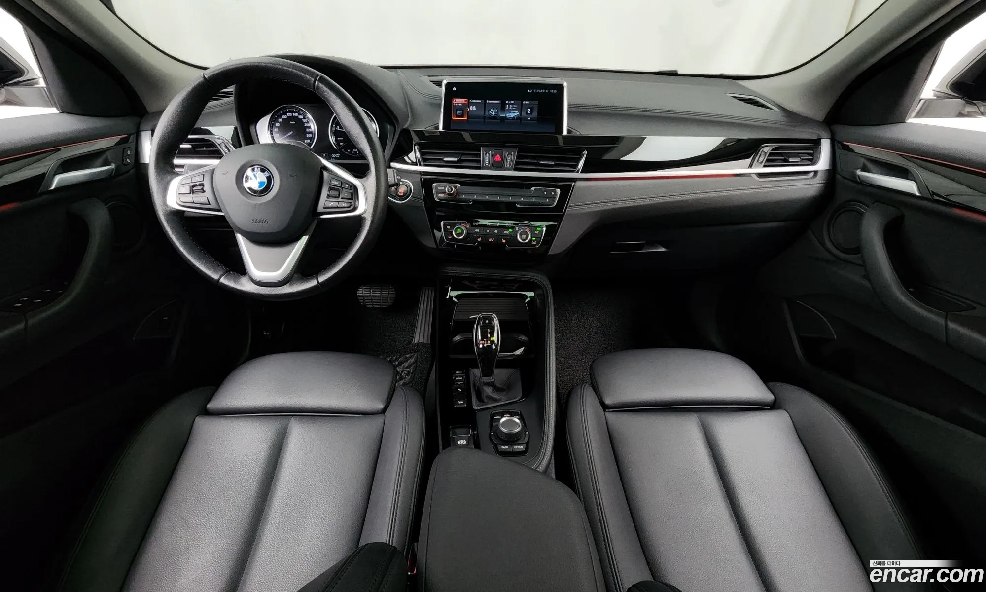 BMW X2 2021 WBA11DF08M5T23802 — 33