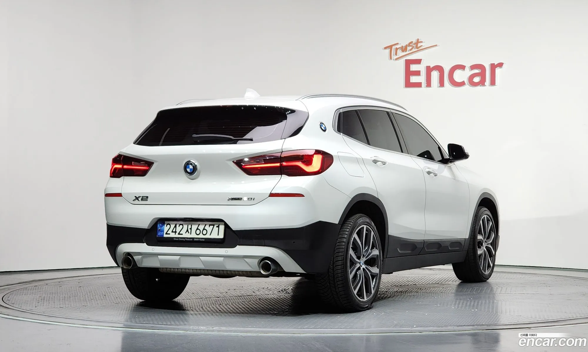 BMW X2 2021 WBA11DF08M5T23802 — 19