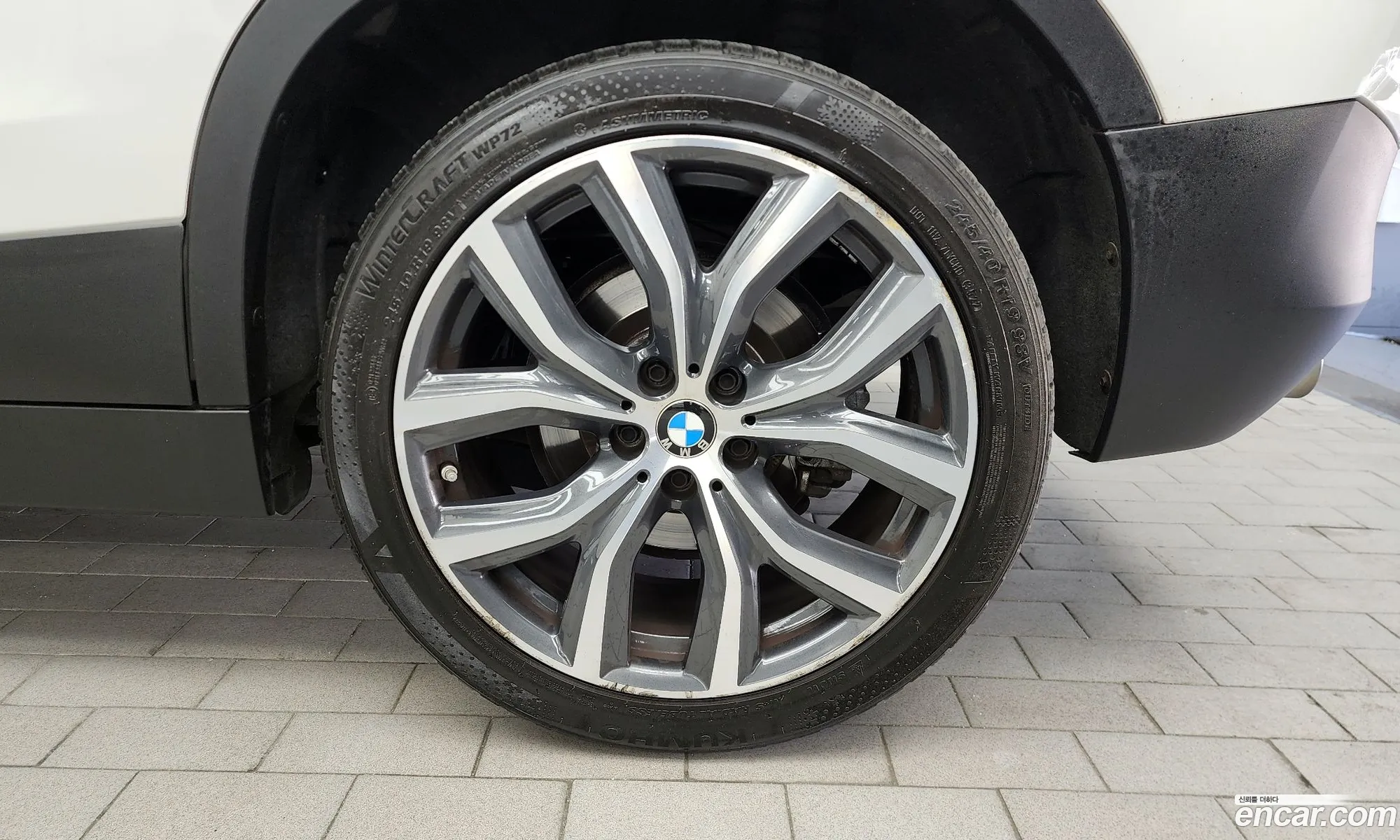 BMW X2 2021 WBA11DF08M5T23802 — 32