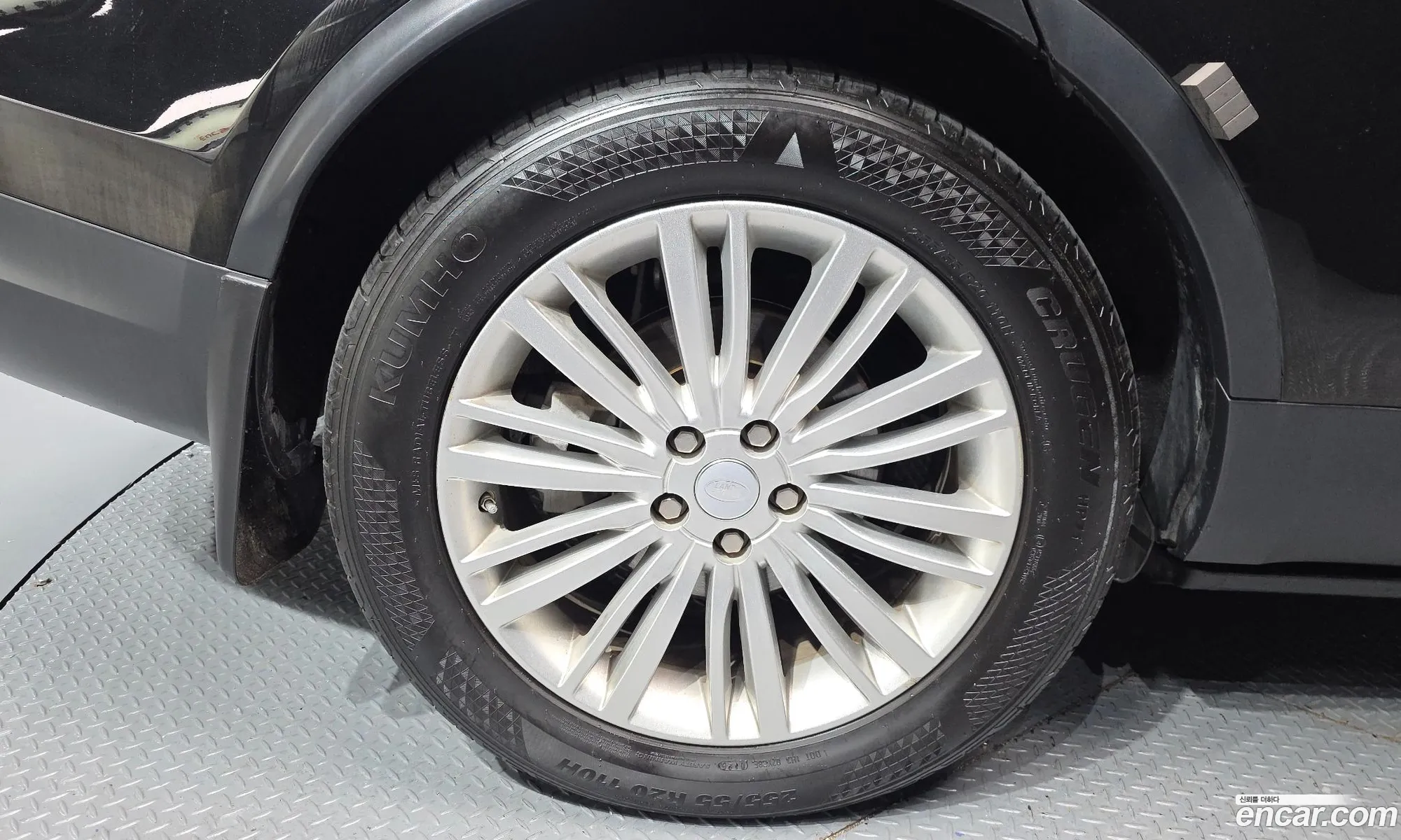 Land Rover Discovery 5 2018 SALRA2BK9JA059017 — 16