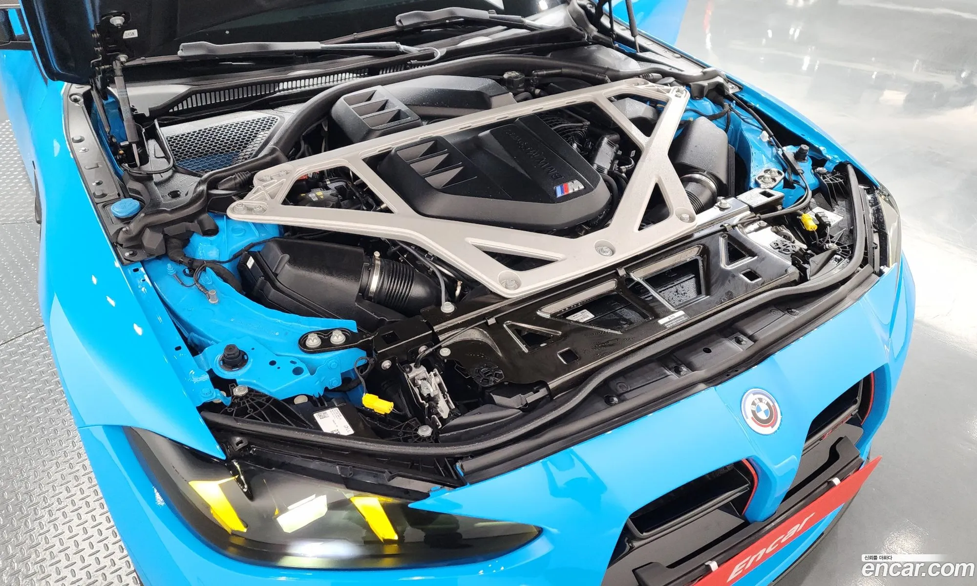 BMW M4 2025 WBS41HK05SCV44093 — 20