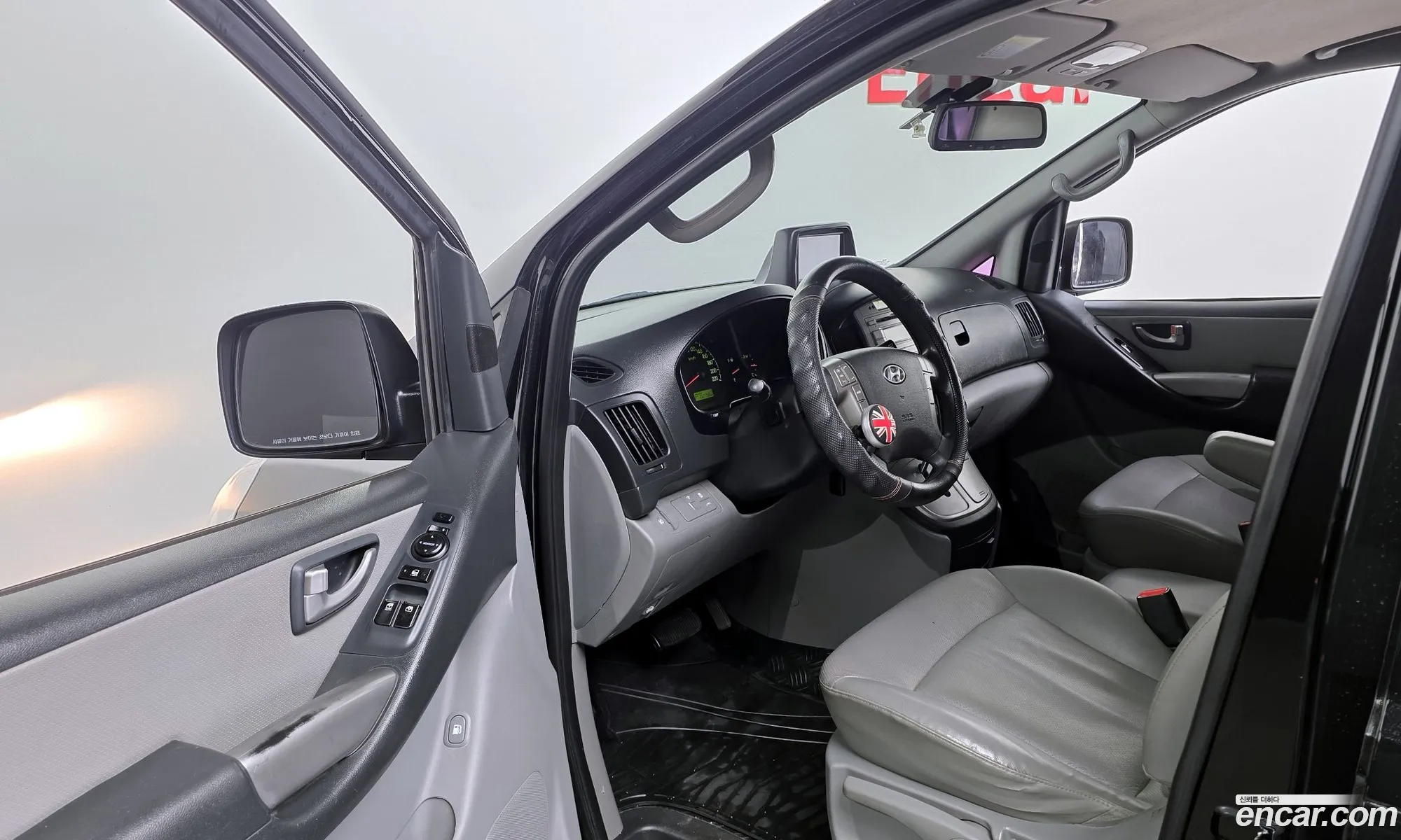Hyundai Grand Starex 2015 — 15