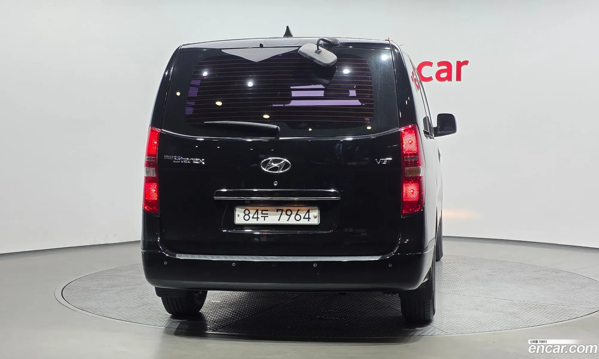 Hyundai Grand Starex 2015 — 16
