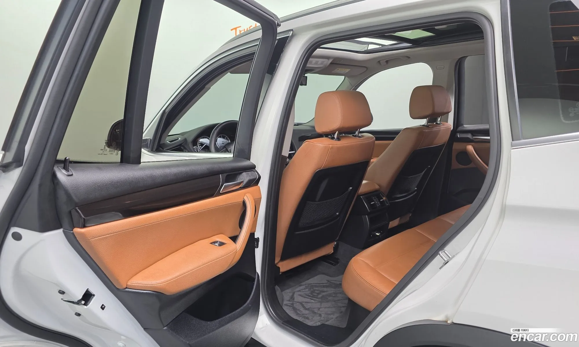 BMW X3 2016 WBAWZ5107G0S24305 — 16